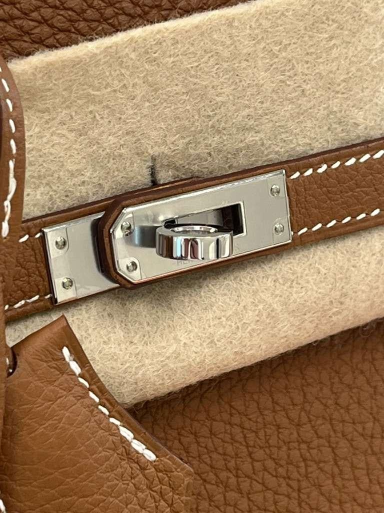 Hermes Birkin 25 Gold Togo Leather Palladium Hardware Handbag For Sale 4