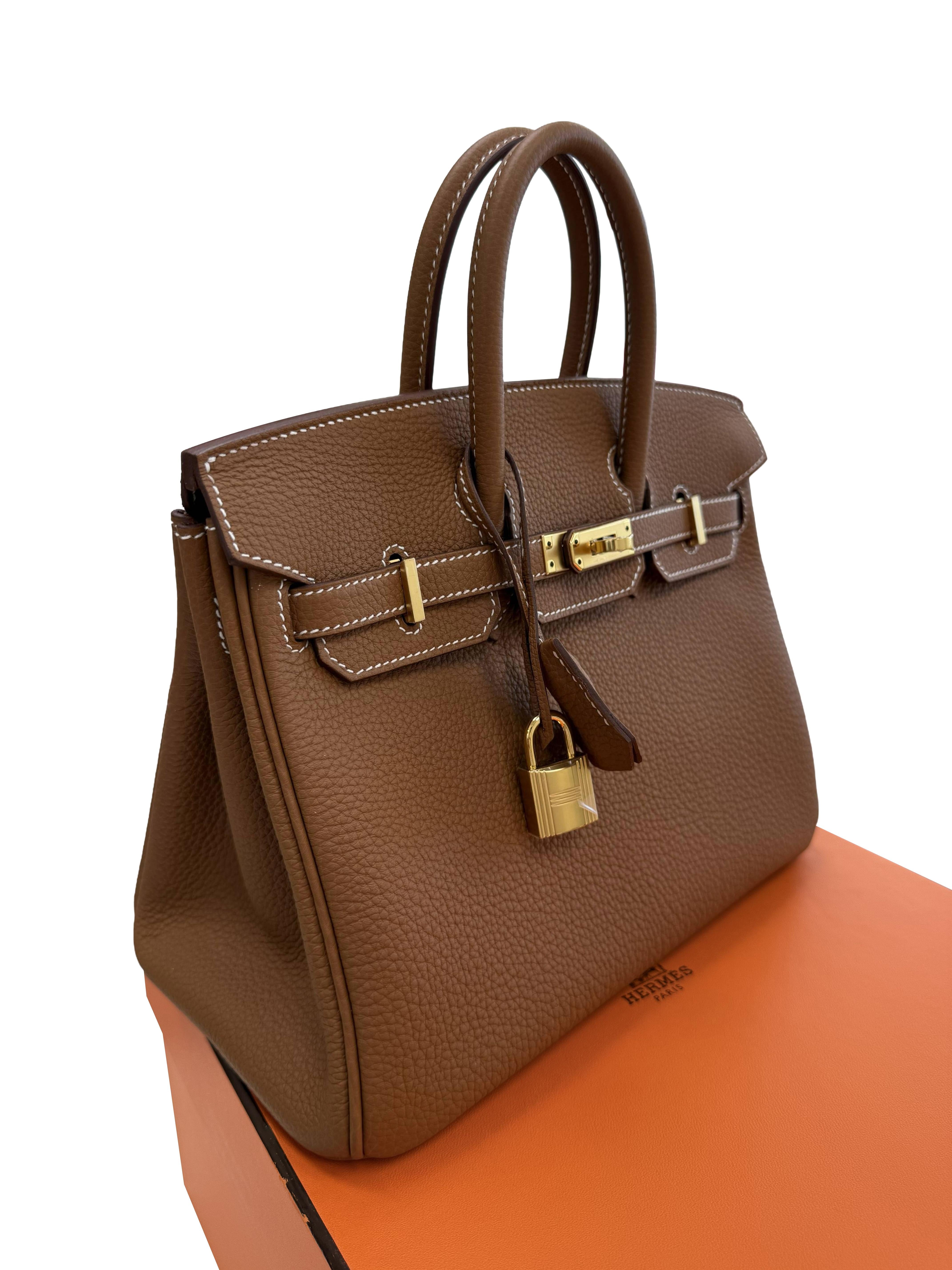Hermes Birkin 25 Oro Pelle Togo Con Hardware Oro Borsetta in vendita 3
