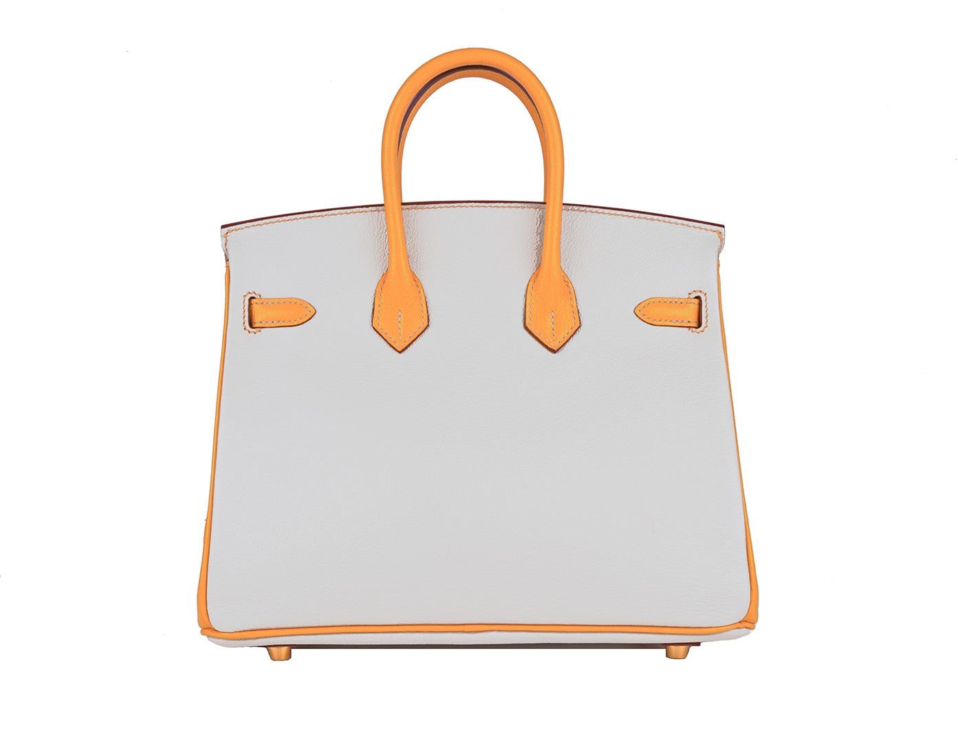 Hermes 25cm Special Order Birkin
HSS Gris perle and Moutarde
Gris Perle one of the most sought after colors Hermes has produced in a light grey
Chevre Leather, the most durable leather
This is such a great combination, as it takes you from day to