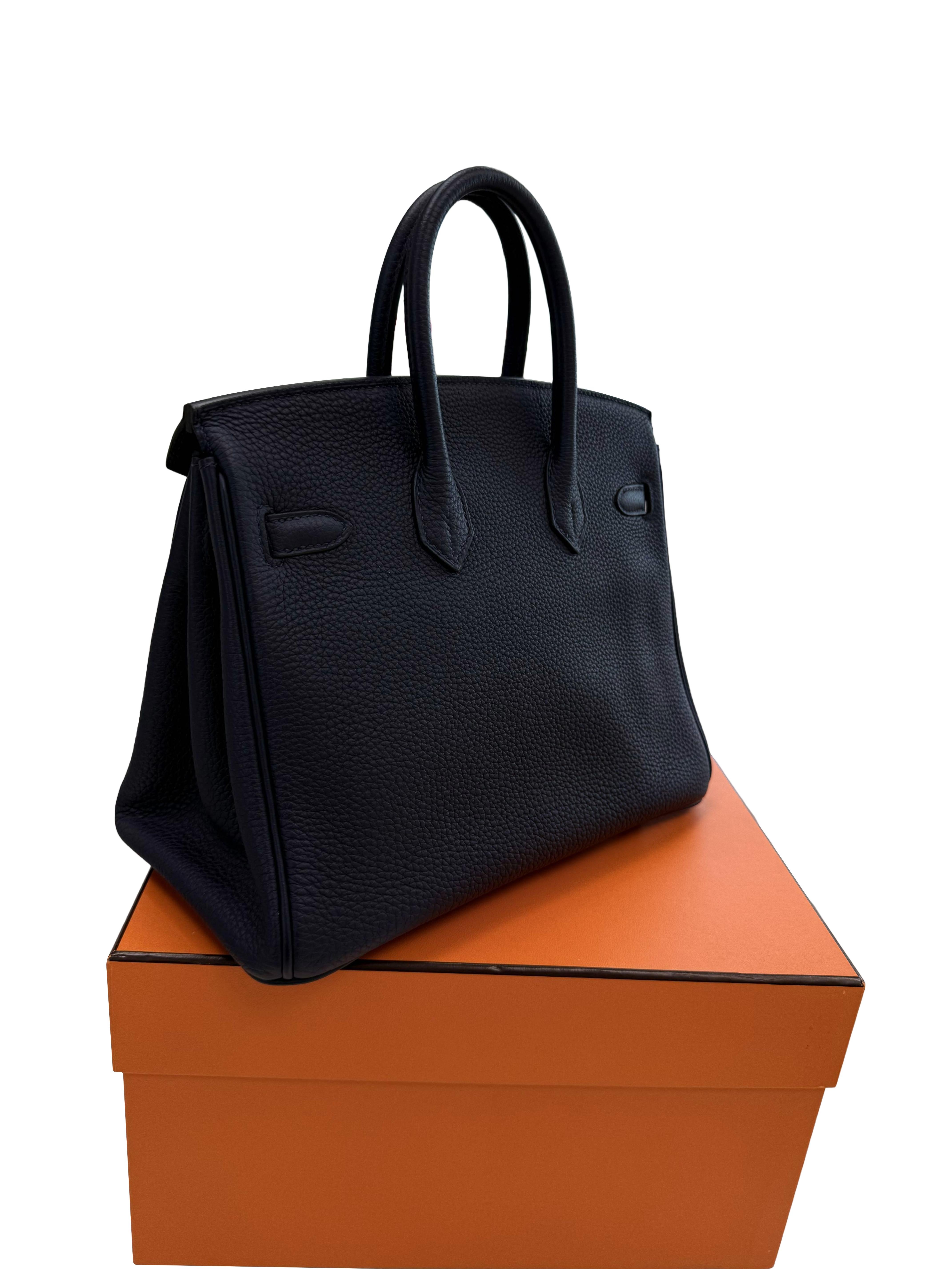 Hermes Birkin 25 Handtasche Blau Togo Leder Handtasche mit Palladium Hardware im Angebot 6