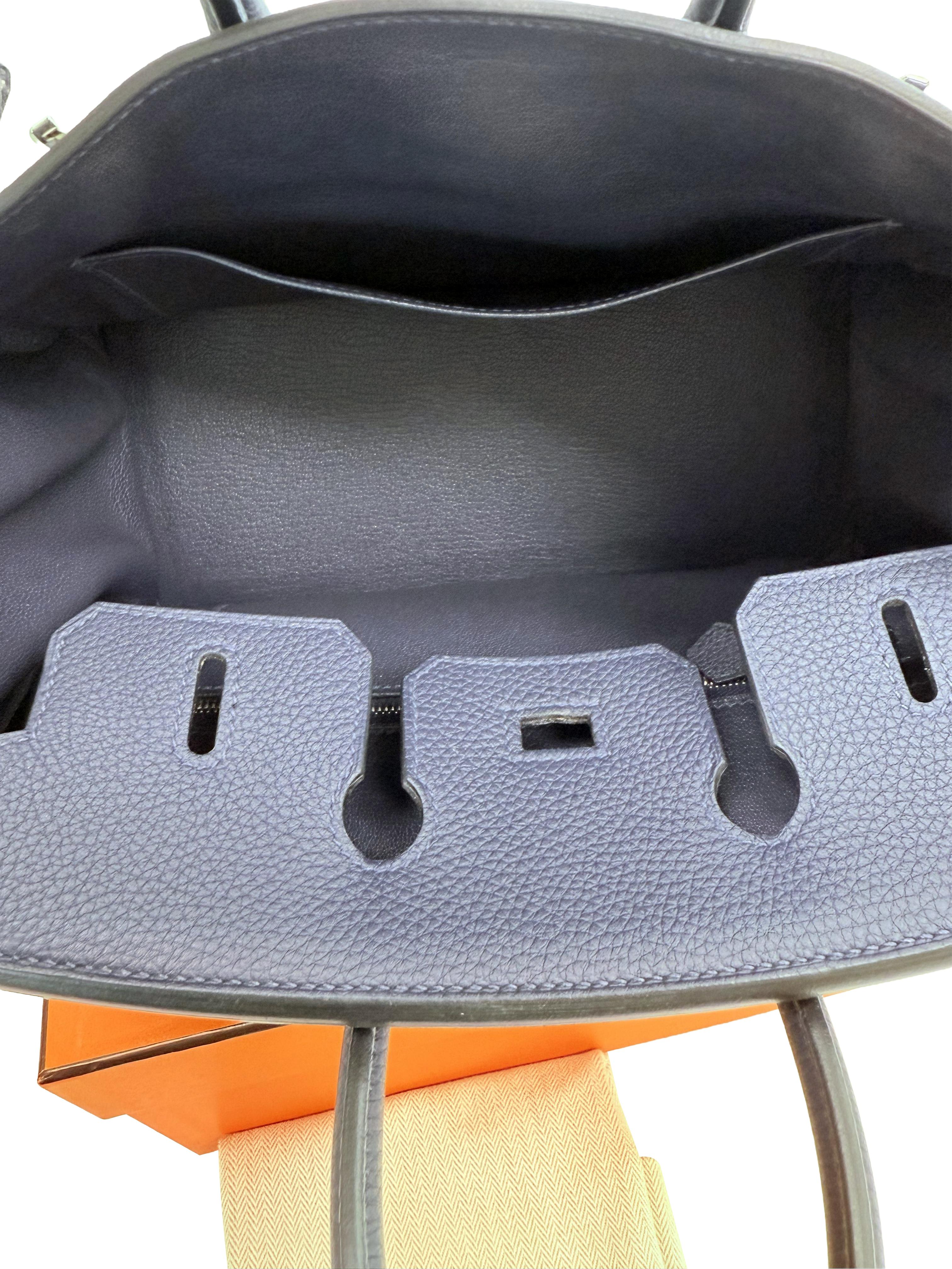 Hermes Birkin 25 Handtasche Blau Togo Leder Handtasche mit Palladium Hardware im Angebot 13