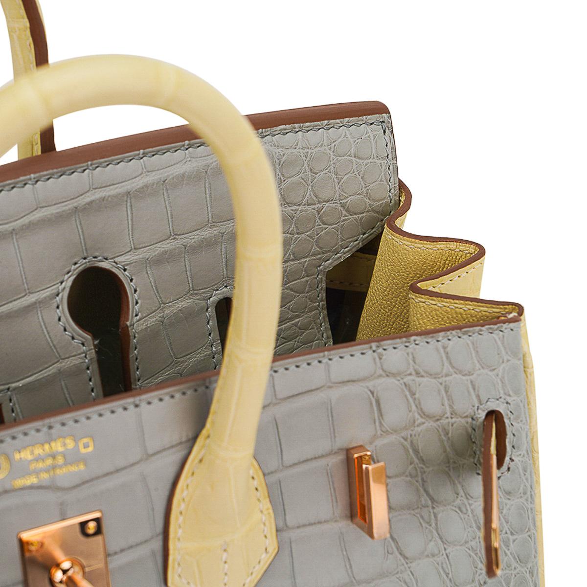 Hermes Birkin 25 HSS Gris Perle w Vanille Matte Alligator Bag Rose Gold Hardware en vente 4