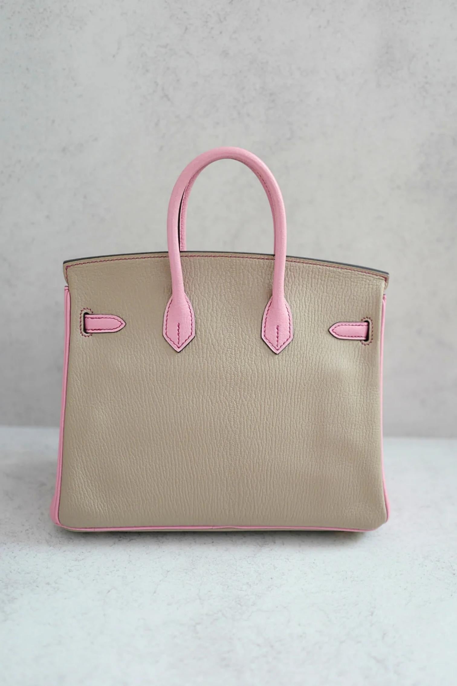 Hermes Birkin 25 HSS Gris Tortuelle / 5P Bubblegum Pink Chevre Brushed Gold HW Bon état - En vente à Forest Park, GA
