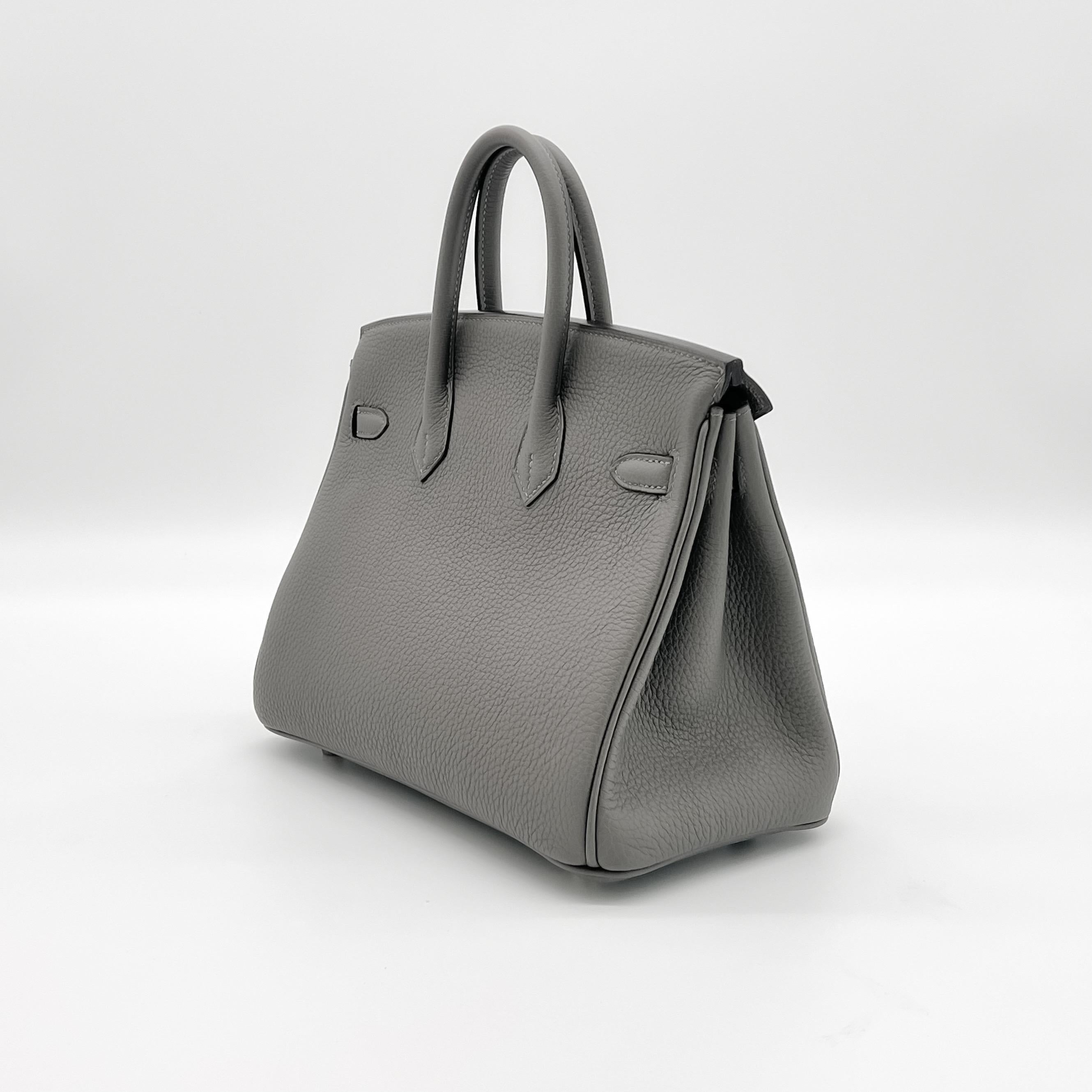 Hermès Birkin 25 In Gris Meyer Togo. Palladium Hardware (PHW) 2022 In New Condition In London, GB