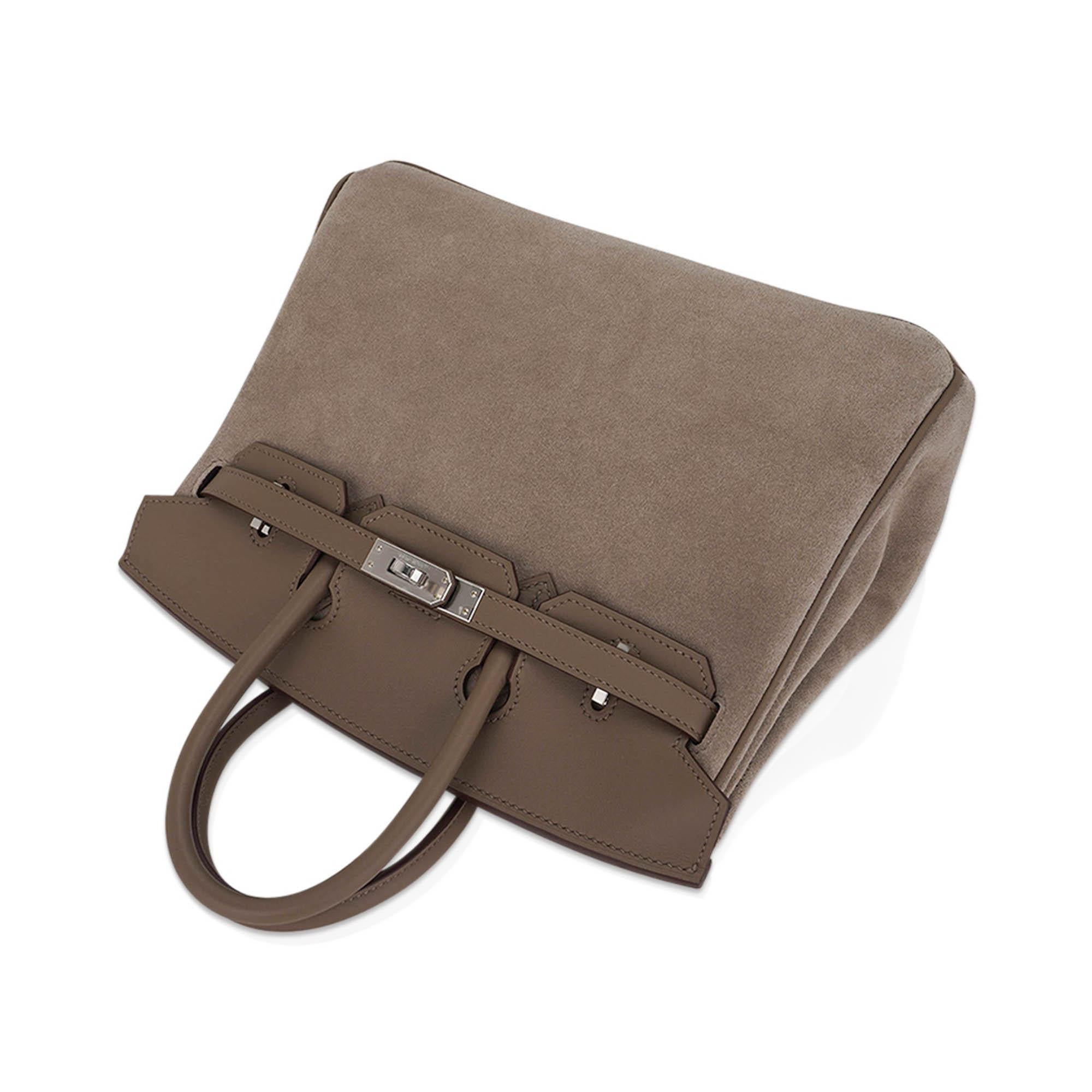 Hermes Birkin 25 Limited Edition Grizzly Gris Caillou Etoupe Swift Leather Bag en vente 2