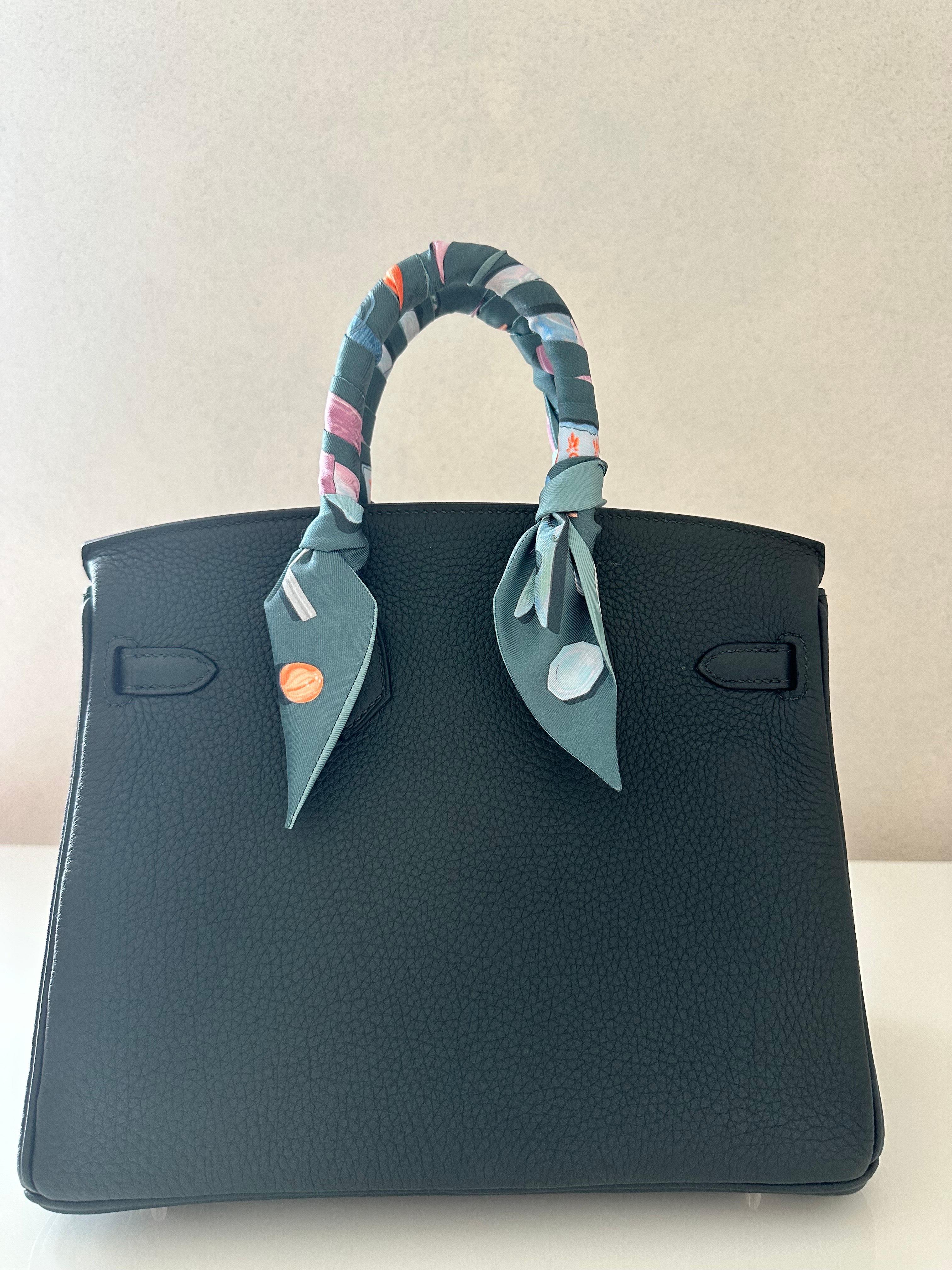Women's or Men's Hermès Birkin 25 n New Vert Fonce For Sale
