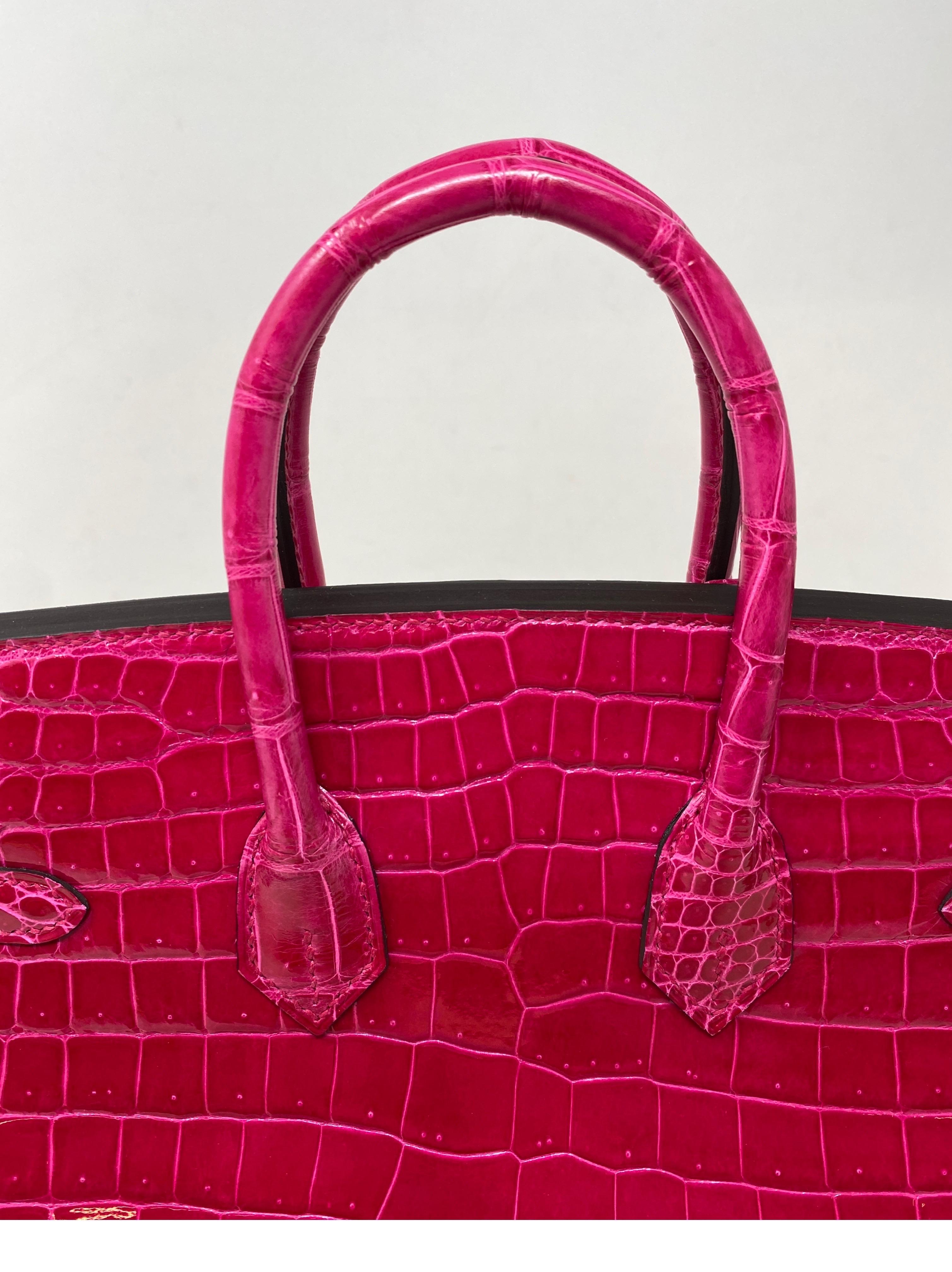 Hermes Birkin 25 Rose Mexico Shiny Alligator Bag  In New Condition In Athens, GA