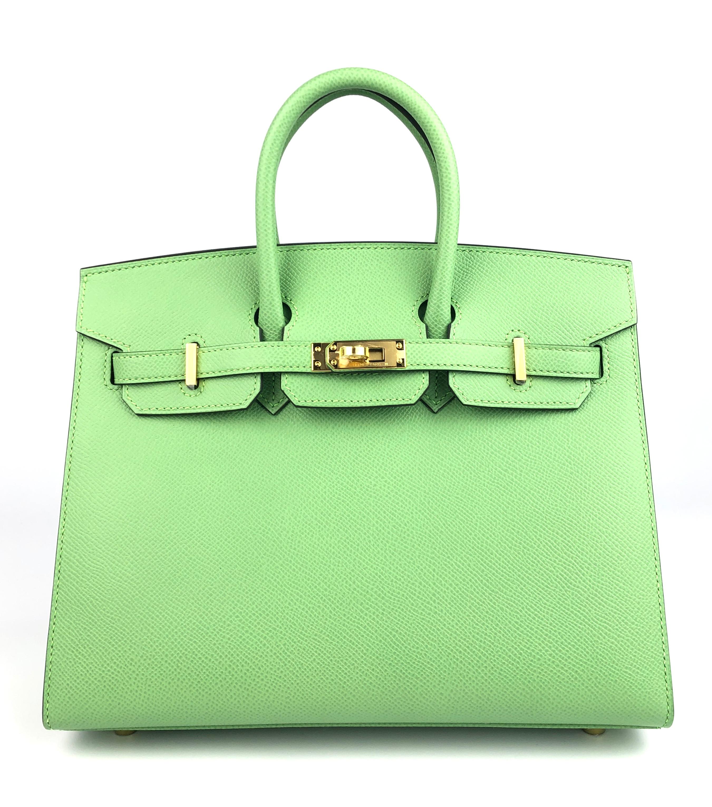 Brand New Ultra Rare Stunning Hermès Birkin 25 Sellier Epsom Leather Vert Criquet Gold Hardware. Z Stamp 2021. 
One of the most coveted hardest to get colors since 2020! Includes all accessories and Box. 

Shop with Confidence from Lux Addicts.