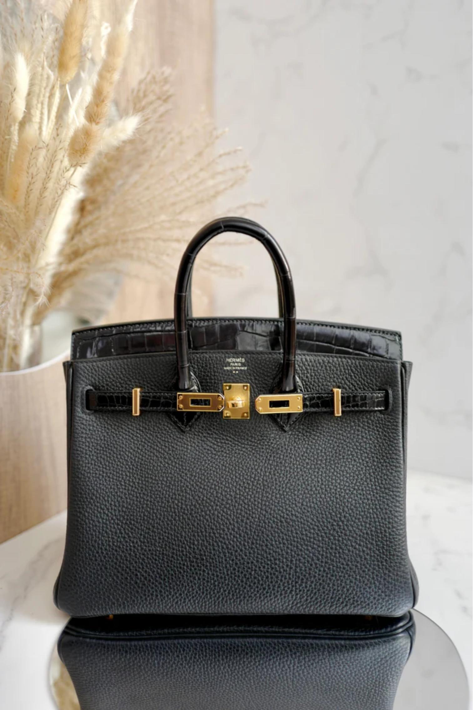 Hermes Birkin 25 Touch Noir/Black Togo/Shiny Nilo Crocodile w/ Gold HW For Sale 16