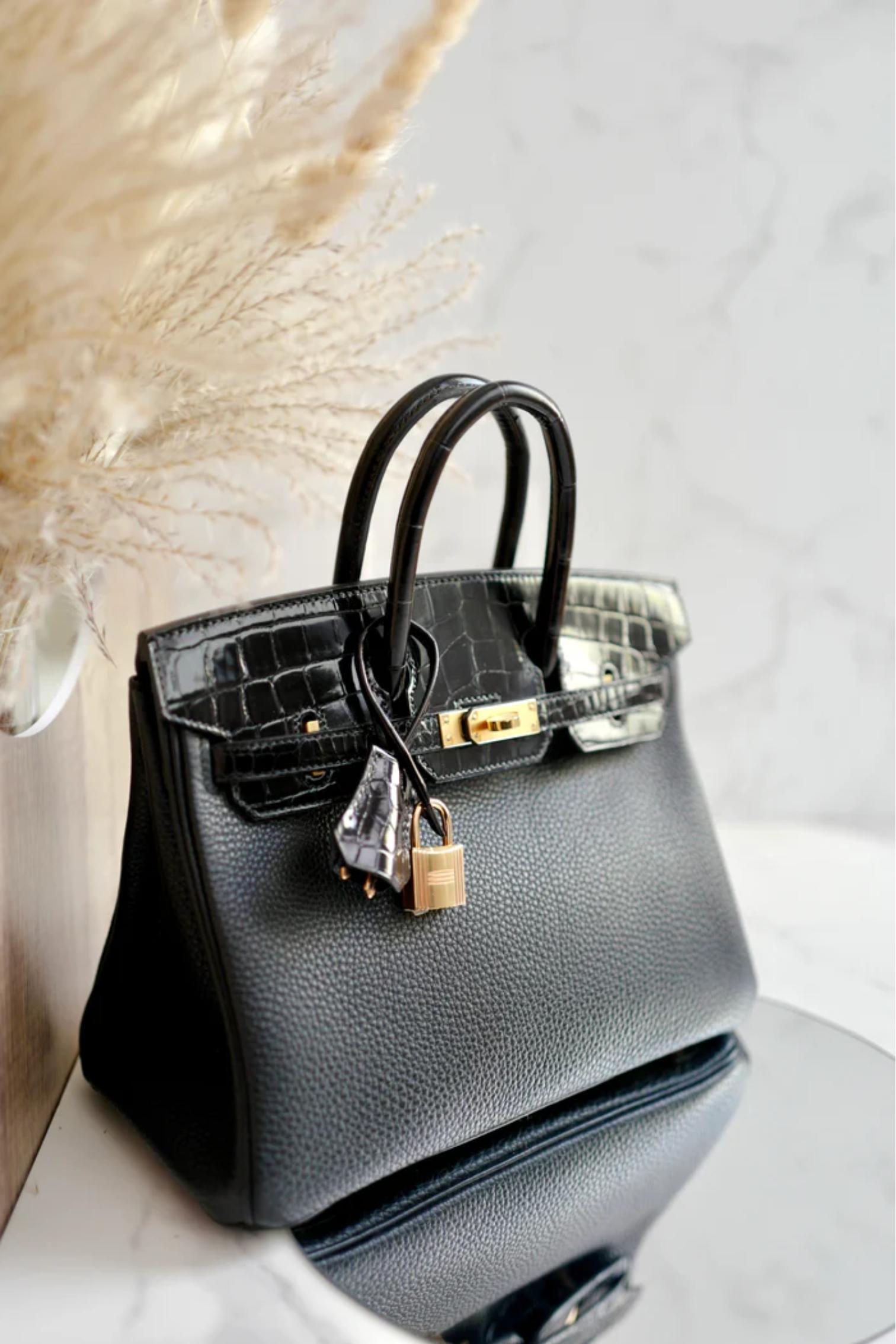 Women's Hermes Birkin 25 Touch Noir/Black Togo/Shiny Nilo Crocodile w/ Gold HW For Sale