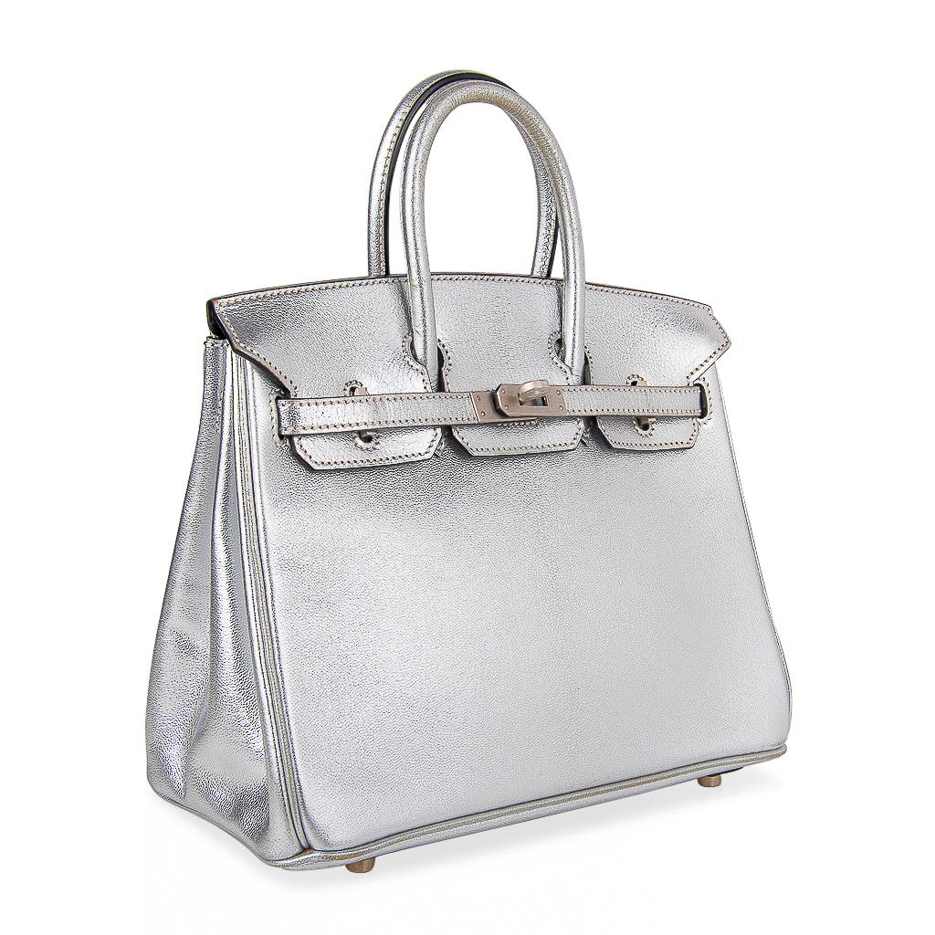 Hermes Birkin 25 Ultra Rare Metallic Silver Chevre Brushed Palladium Hardware In Good Condition In Miami, FL