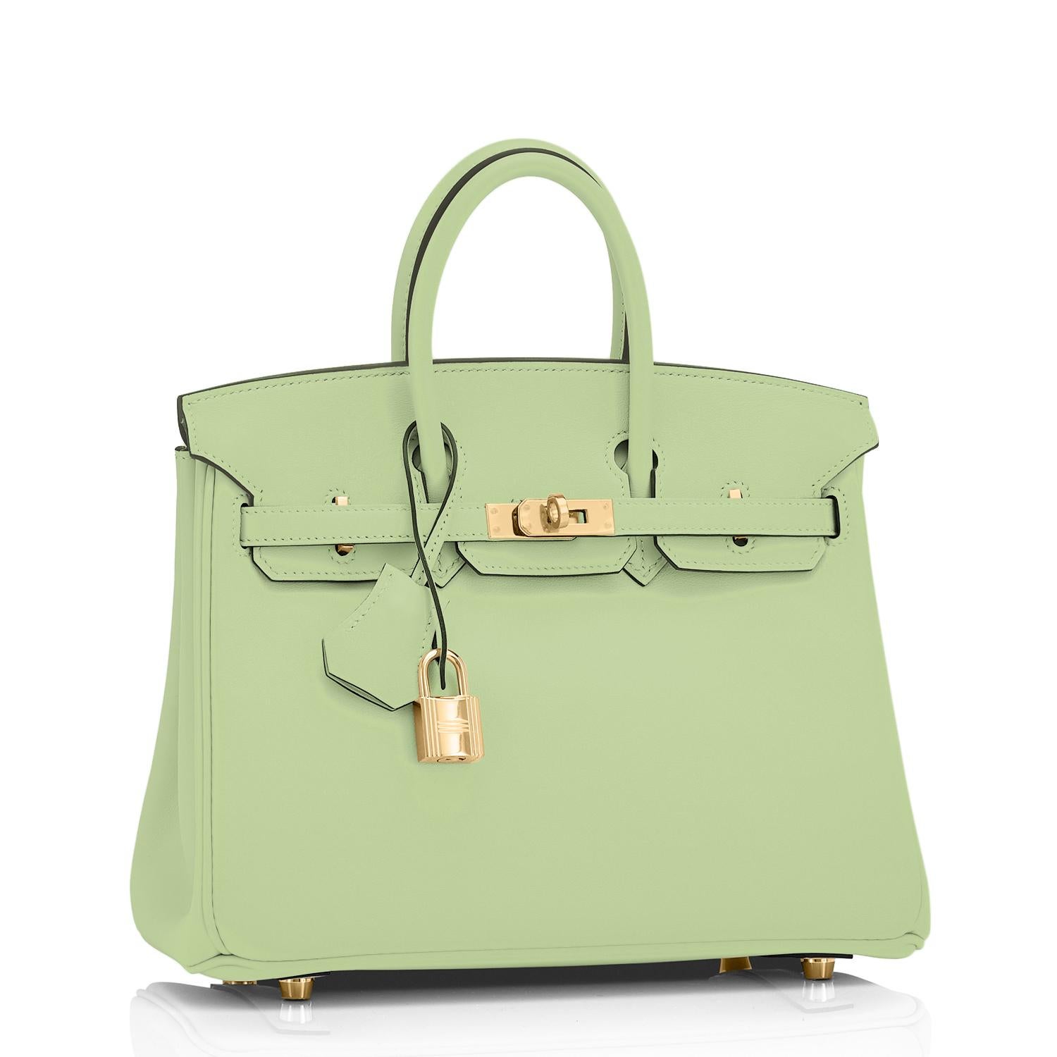 Hermes Birkin 25 Vert Criquet Fresh Green Bag Gold Hardware Y Stamp, 2020
Superb new pale green from Hermes- fresh and so on point for spring summer!
Brand New in Box. Store Fresh. Pristine Condition (with plastic on hardware) 
Just purchased from