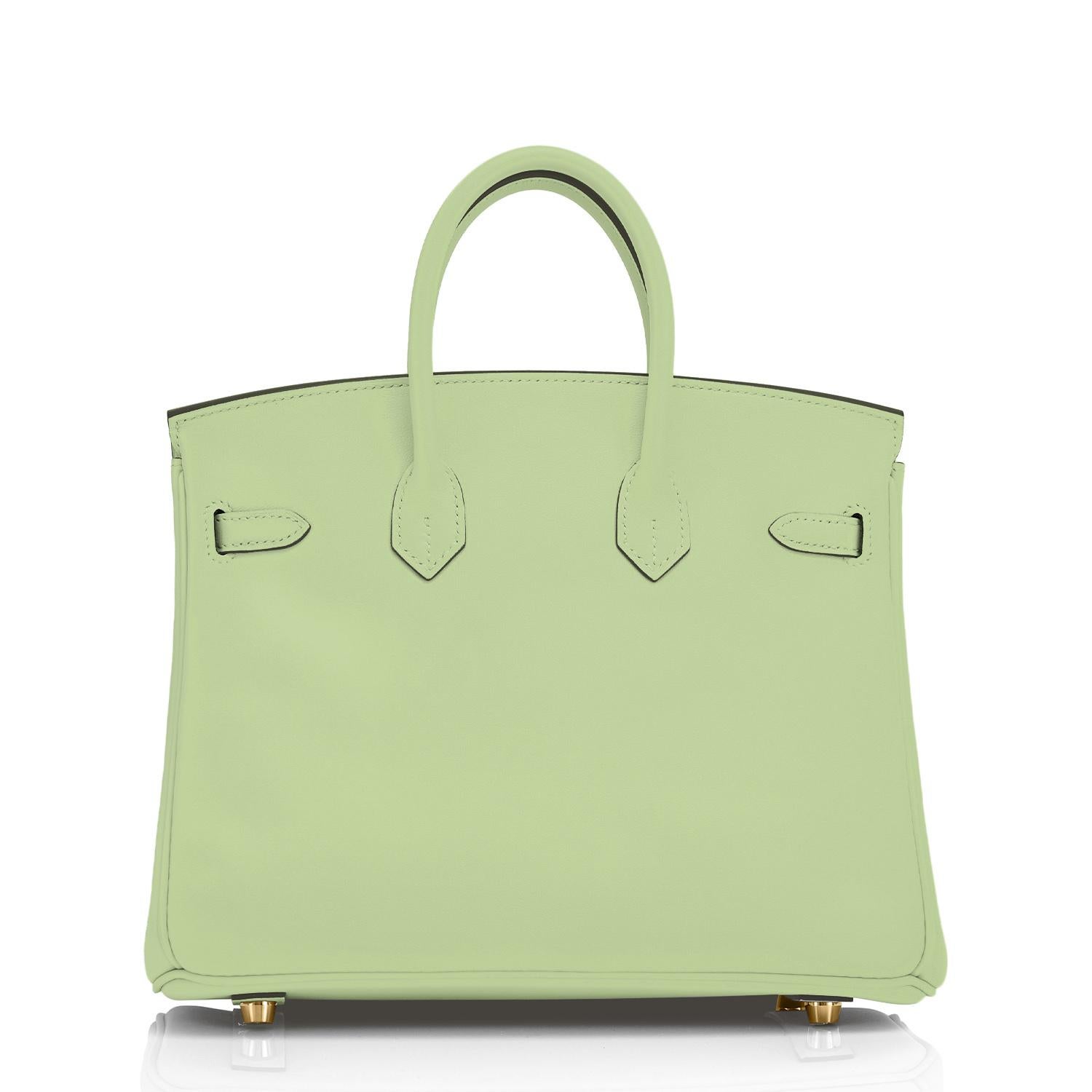 Women's or Men's Hermes Birkin 25 Vert Criquet Chic Green Bag Gold Hardware Y Stamp, 2020