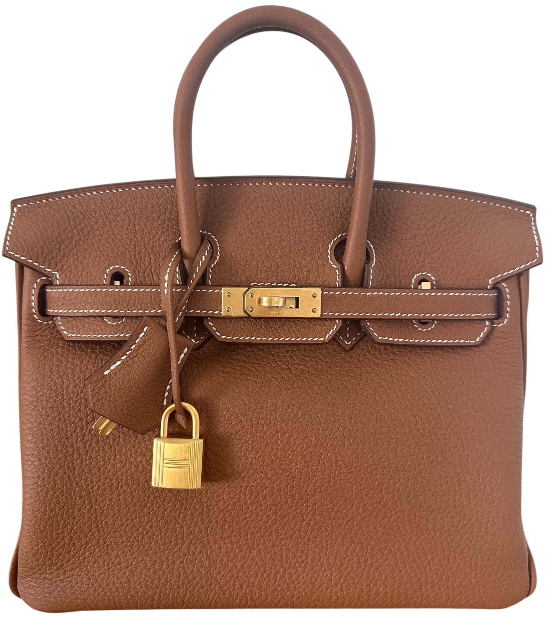 Hermes Birkin Sac 25cm Gold Togo Brushed Gold Hardware en vente 3
