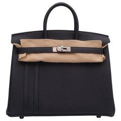 Hermès Kelly Touch 25 Togo Noir Limited Edition For Sale at 1stDibs