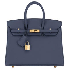 Hermes Birkin 25cm Blaue:: juwelenfarbene:: marineblaue und goldene Hardware-Tasche mit Y-Stempel:: 2020