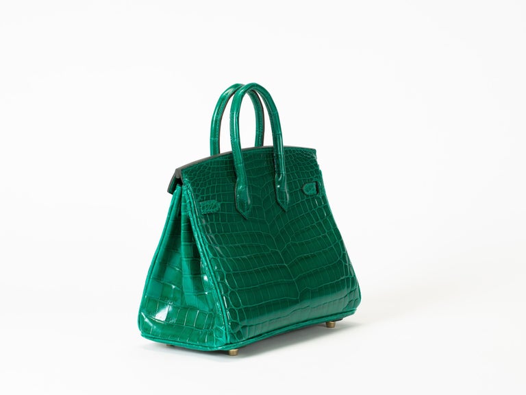 Hermes Birkin 25 Bag Emerald Crocodile Gold Hardware • MIGHTYCHIC • 