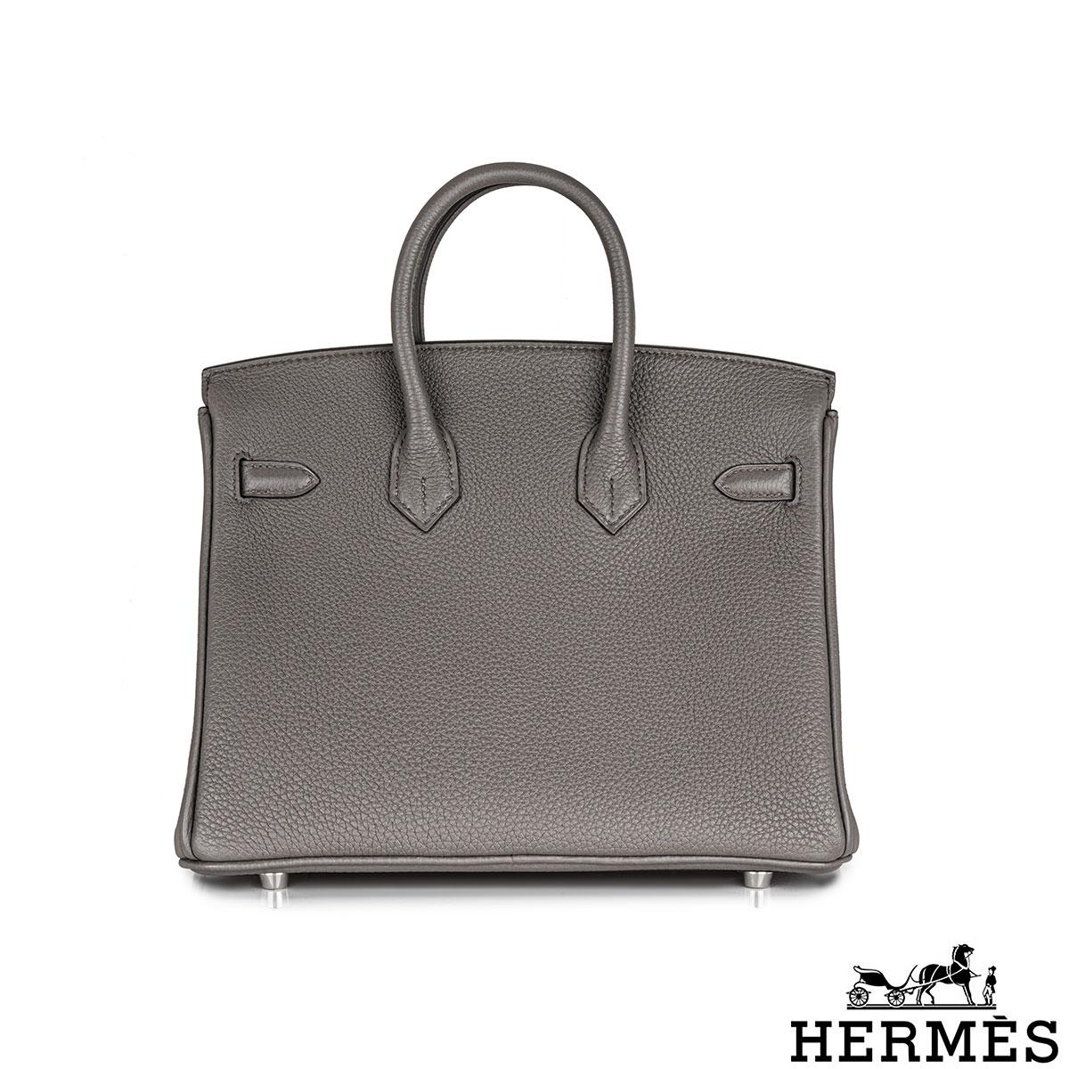An amazing Hermès Birkin 25cm handbag. The exterior of this Birkin is crafted in Gris Etain Veau leather with tonal stitching. It features palladium hardware with two straps and front toggle closure. The interior has a zip pocket with an Hermès
