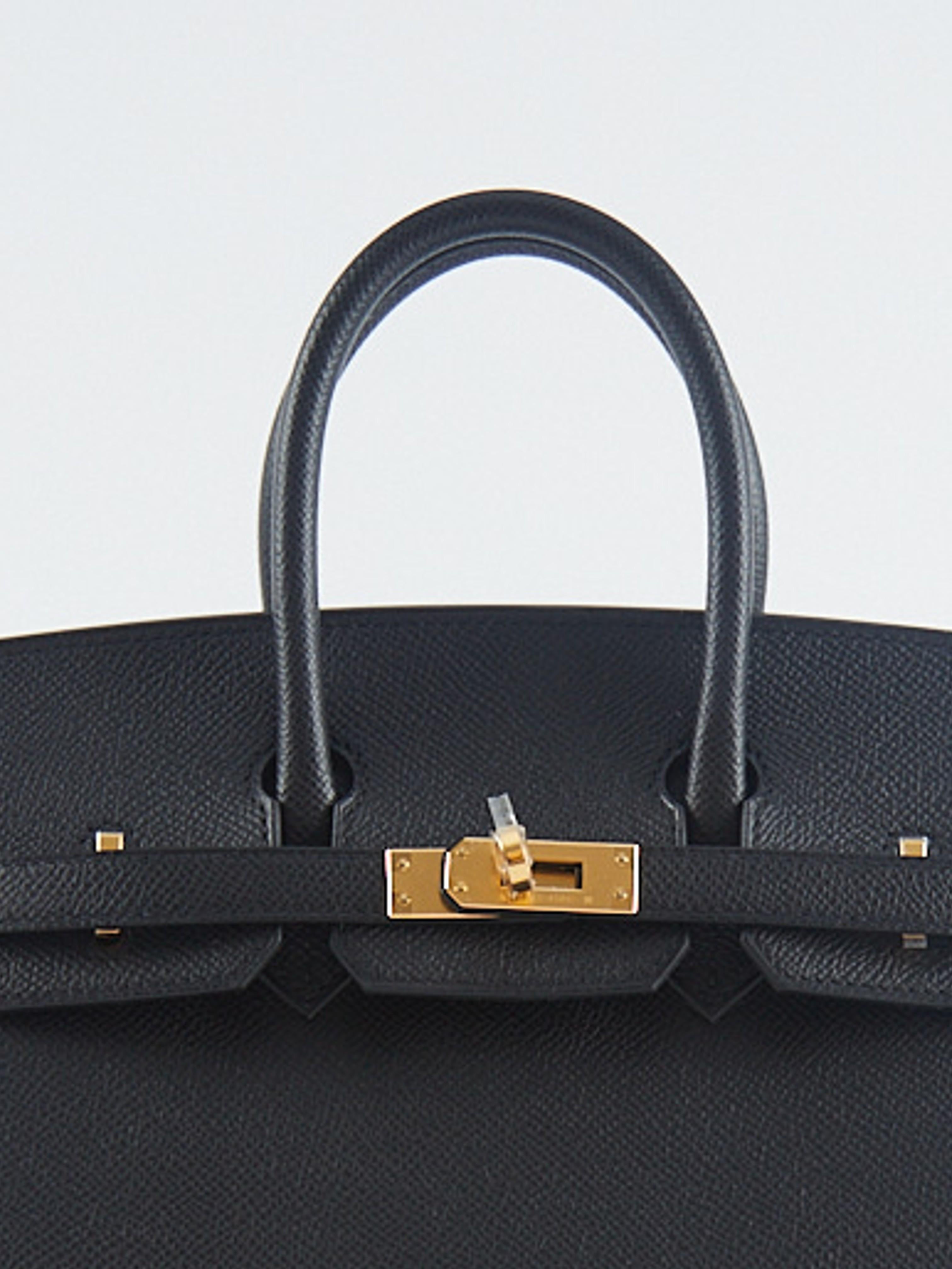 HERMÈS BIRKIN 25CM SELLIER BLACK Epsom Leather with Gold Hardware In New Condition In London, GB