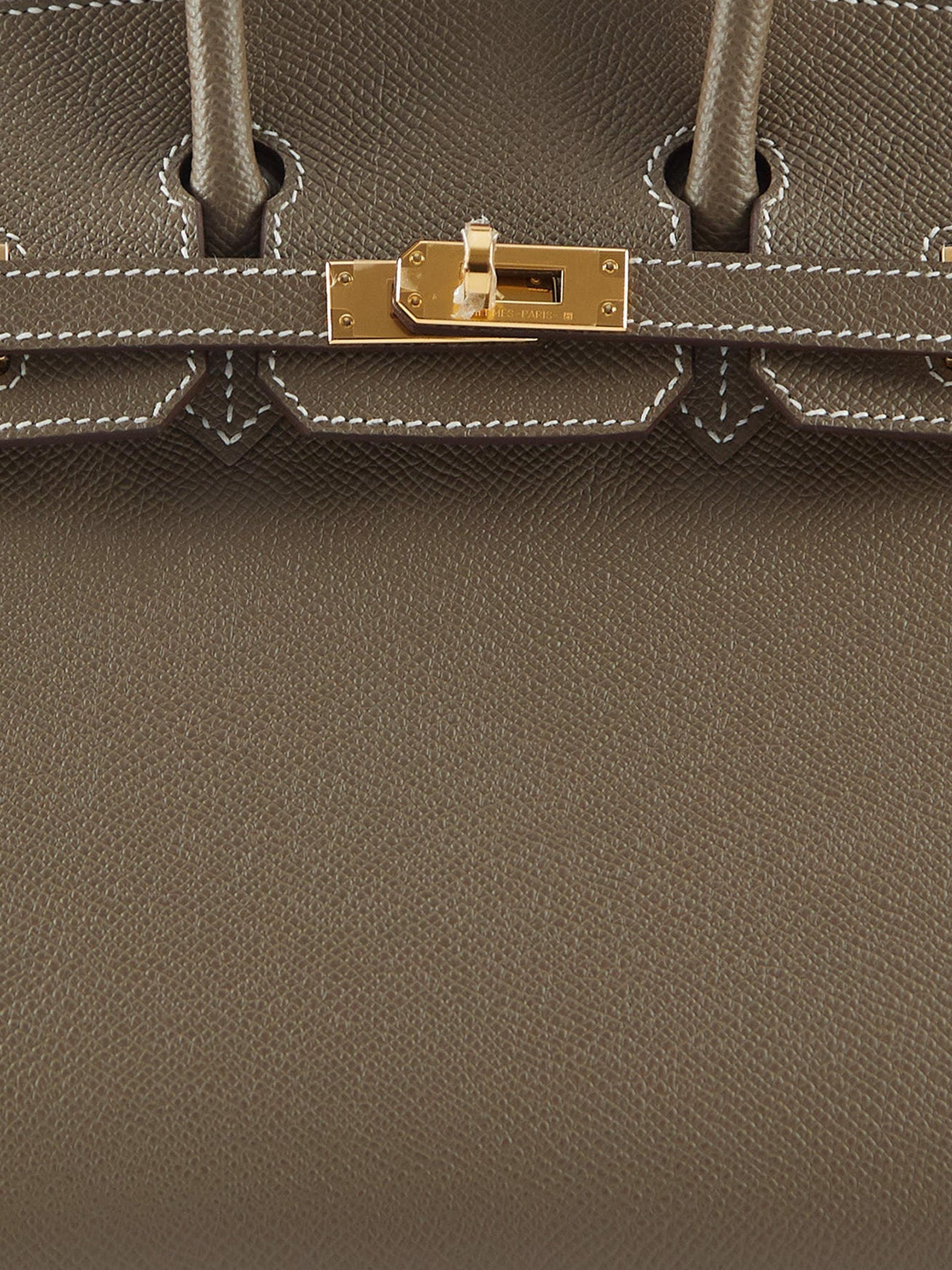 HERMÈS BIRKIN 25CM SELLIER ETOUPE Epsom Leather with Gold Hardware In Excellent Condition In London, GB