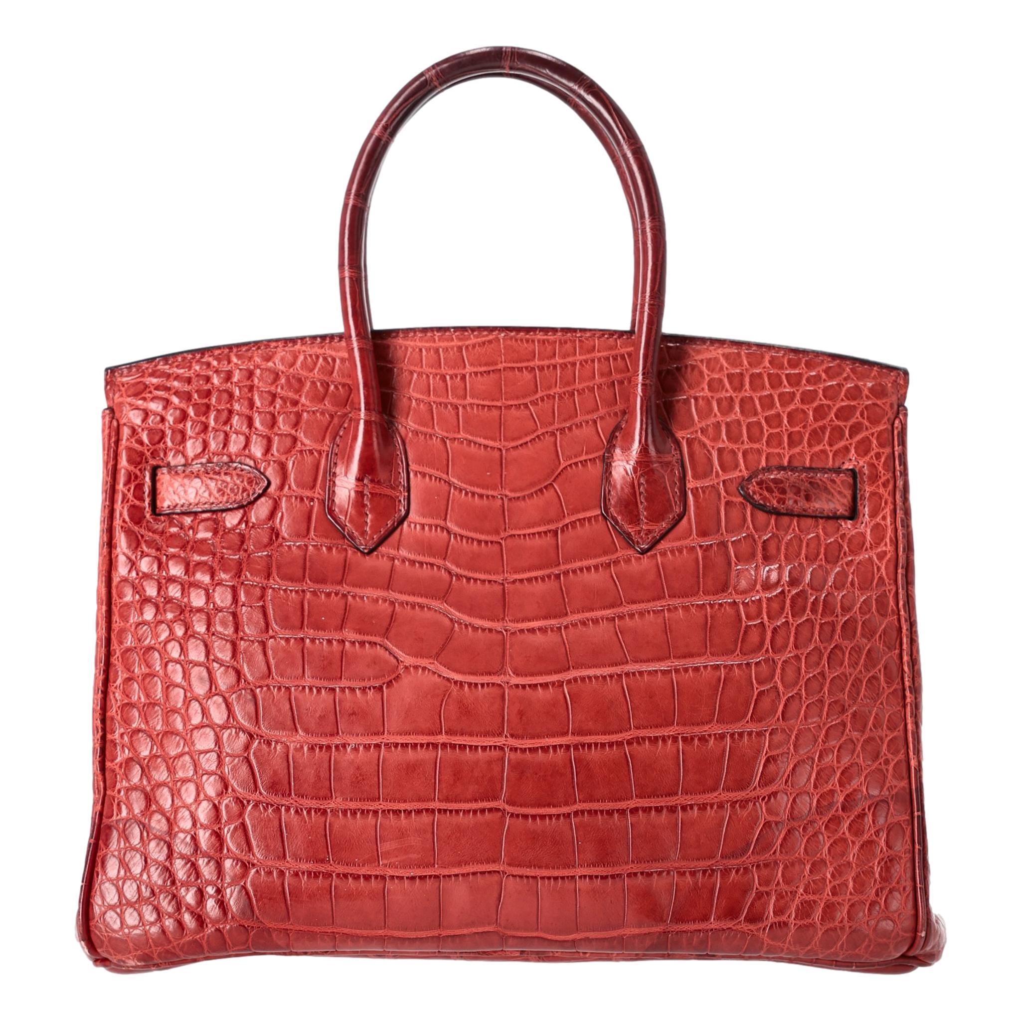 Hermes Birkin 30 Alligator Mississippiensis Skin Handbag In Good Condition For Sale In London, GB