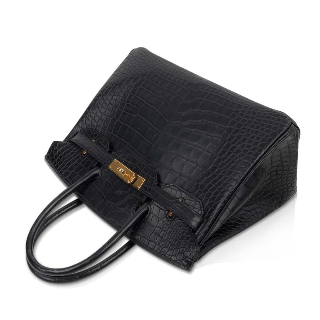 Women's Hermes Birkin 30 Bag Black Matte Alligator Gold Hardware