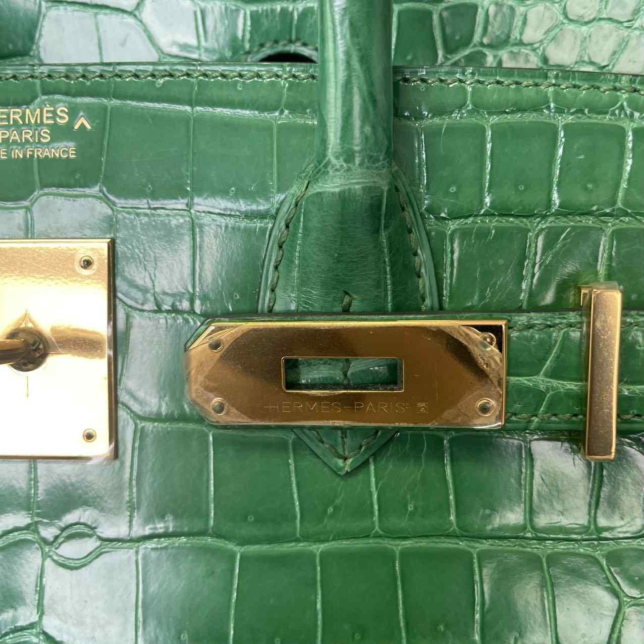Hermes Birkin 30 Bamboo Green Shiny Porosus Crocodile Bag GHW For Sale 6