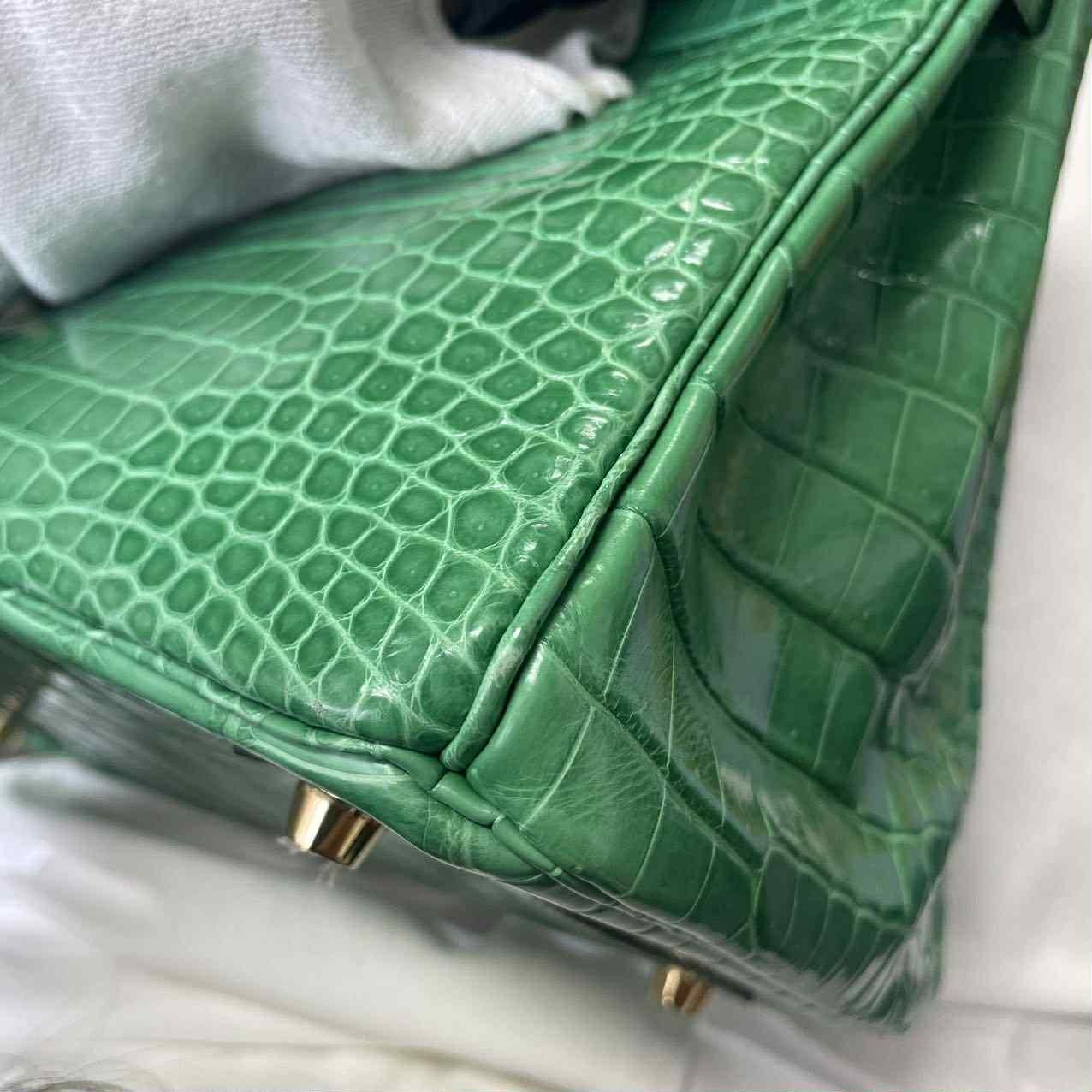 Hermes Birkin 30 Bamboo Green Shiny Porosus Crocodile Bag GHW For Sale 12