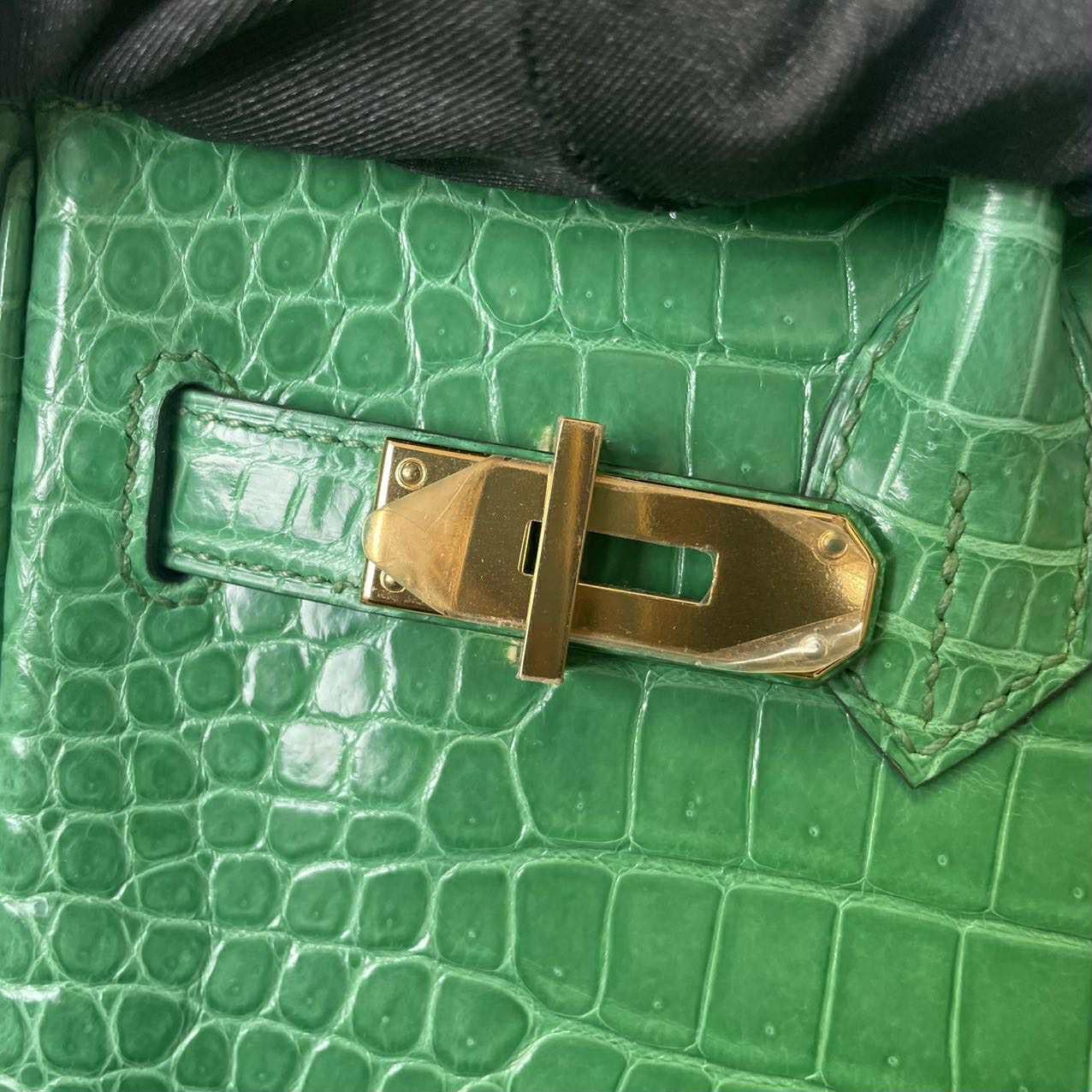 Hermes Birkin 30 Bamboo Green Shiny Porosus Crocodile Bag GHW For Sale 5