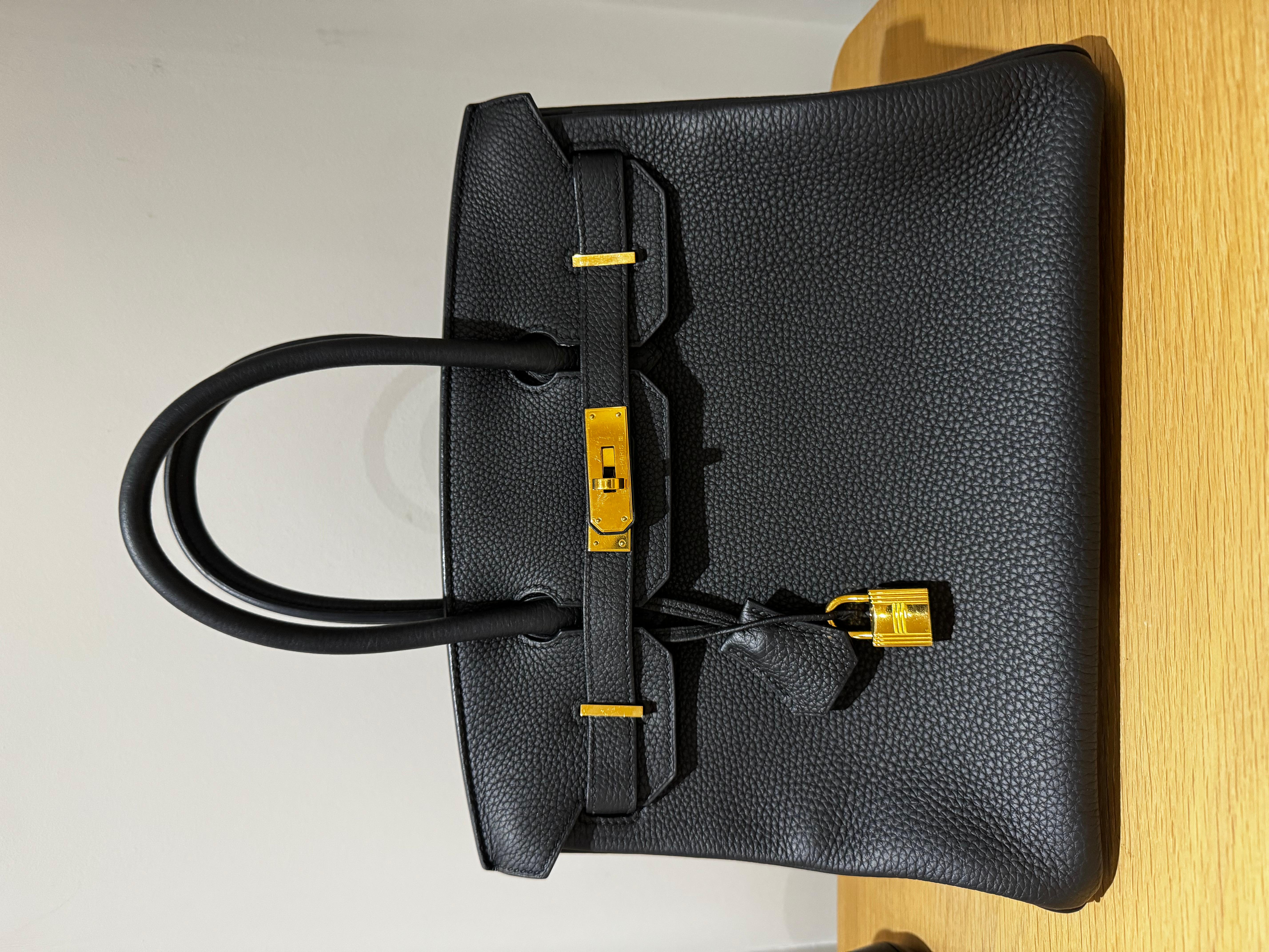Hermes birkin 30 black togo gold hardware bag  In Excellent Condition For Sale In London, England