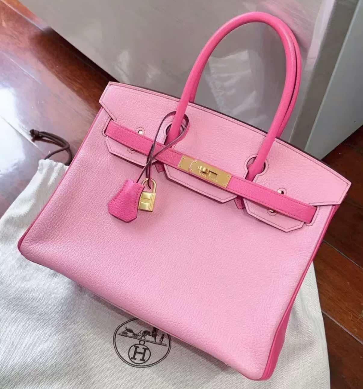 Hermes Birkin 30 Bubblegum 5P with rose tyrien special order bag.
Horse shoe stamp.
Bag is in excellent /pristine condition. Brushed gold hardware.
Comes with dust bag,keys,clochette and dust bag.
O stamp

