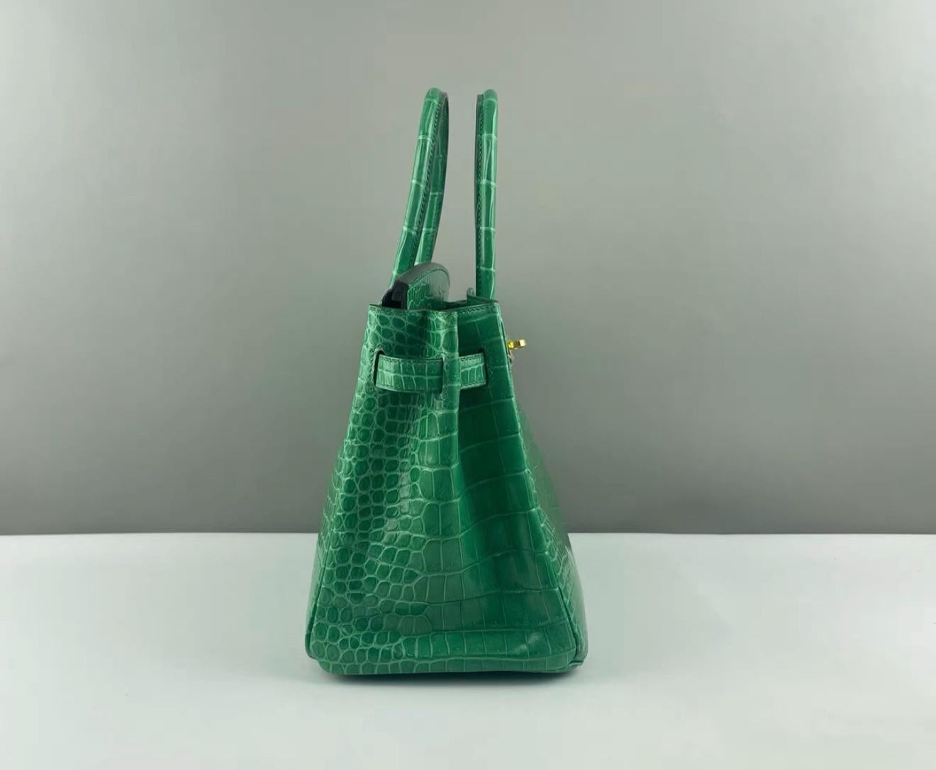 Hermes Birkin 30 Bamboo Green Shiny Porosus Crocodile Bag GHW For Sale 1