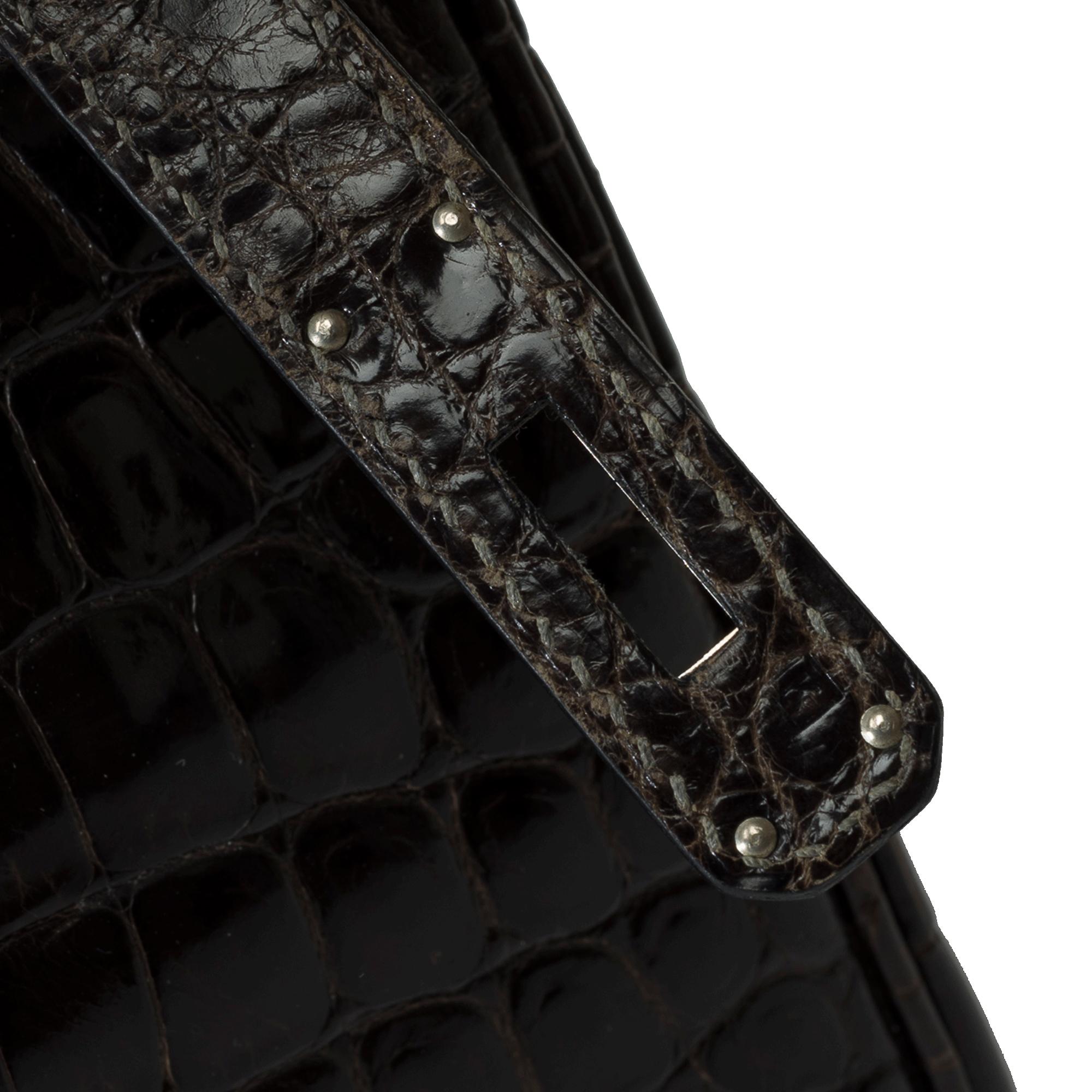 Hermes Birkin 30 cm handbag in Elephant Grey Crocodile, PHW For Sale 3
