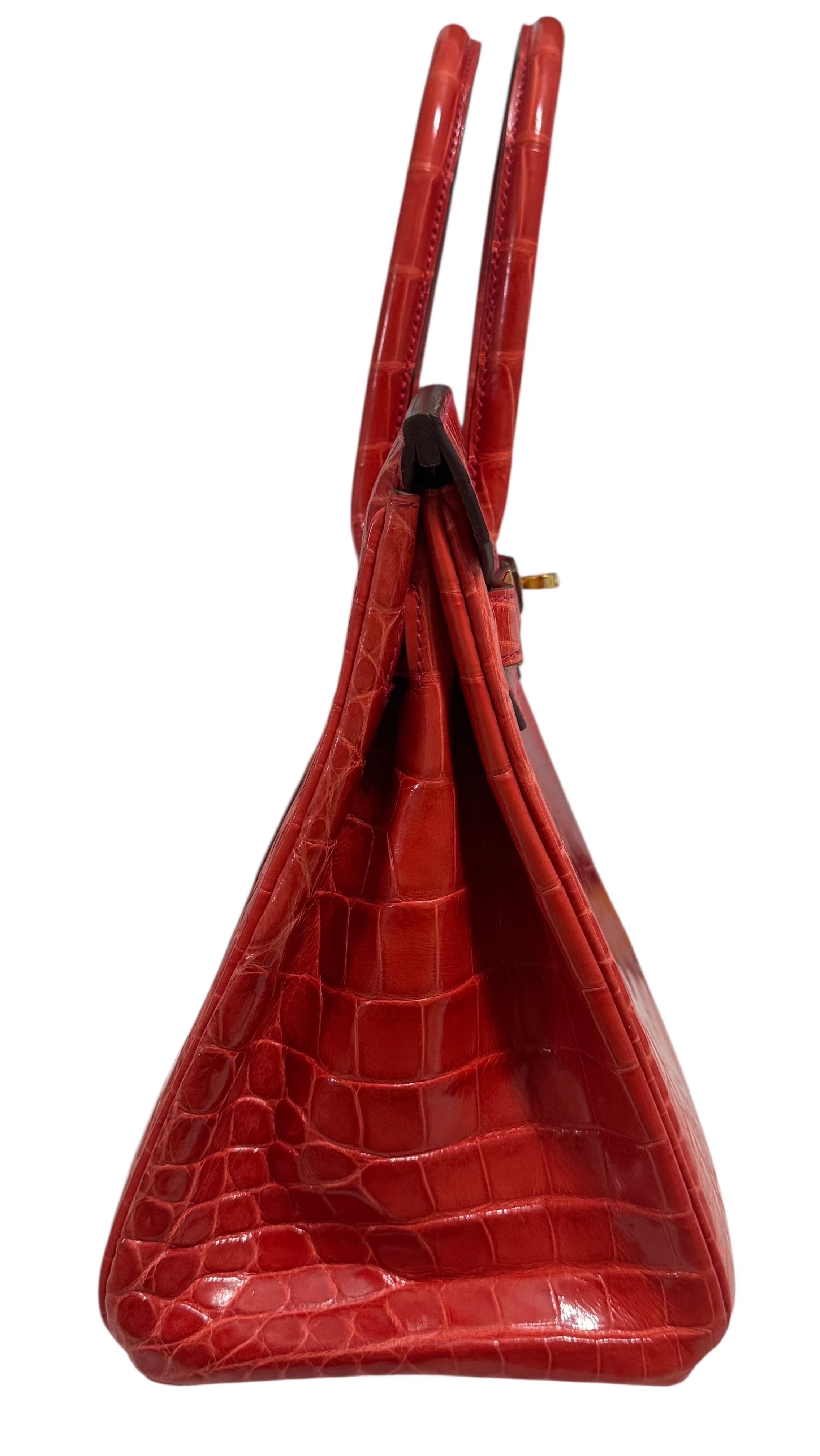 Hermes Birkin 30 Geranium Rot Niloticus Krokodilleder Gold Hardware für Damen oder Herren im Angebot