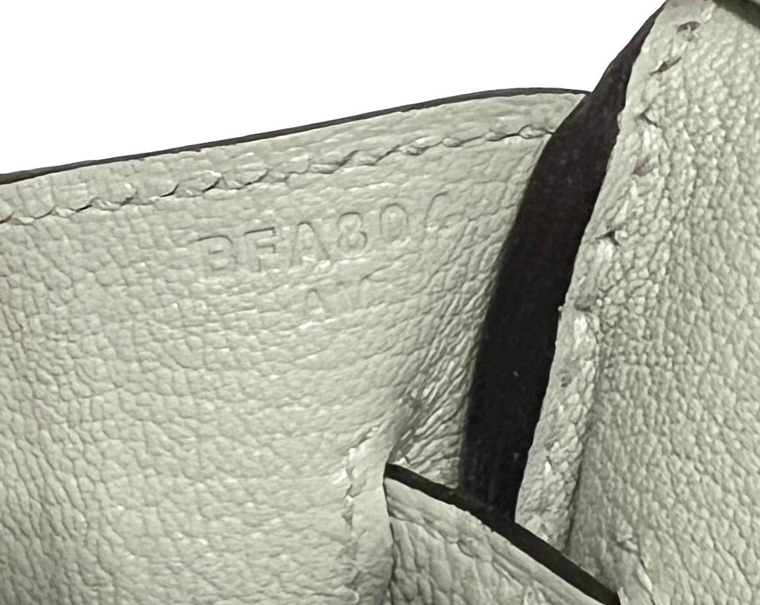 Hermès - Sac Birkin 30 gris Neve cuir Togo finitions métalliques dorées, état neuf 2023 3