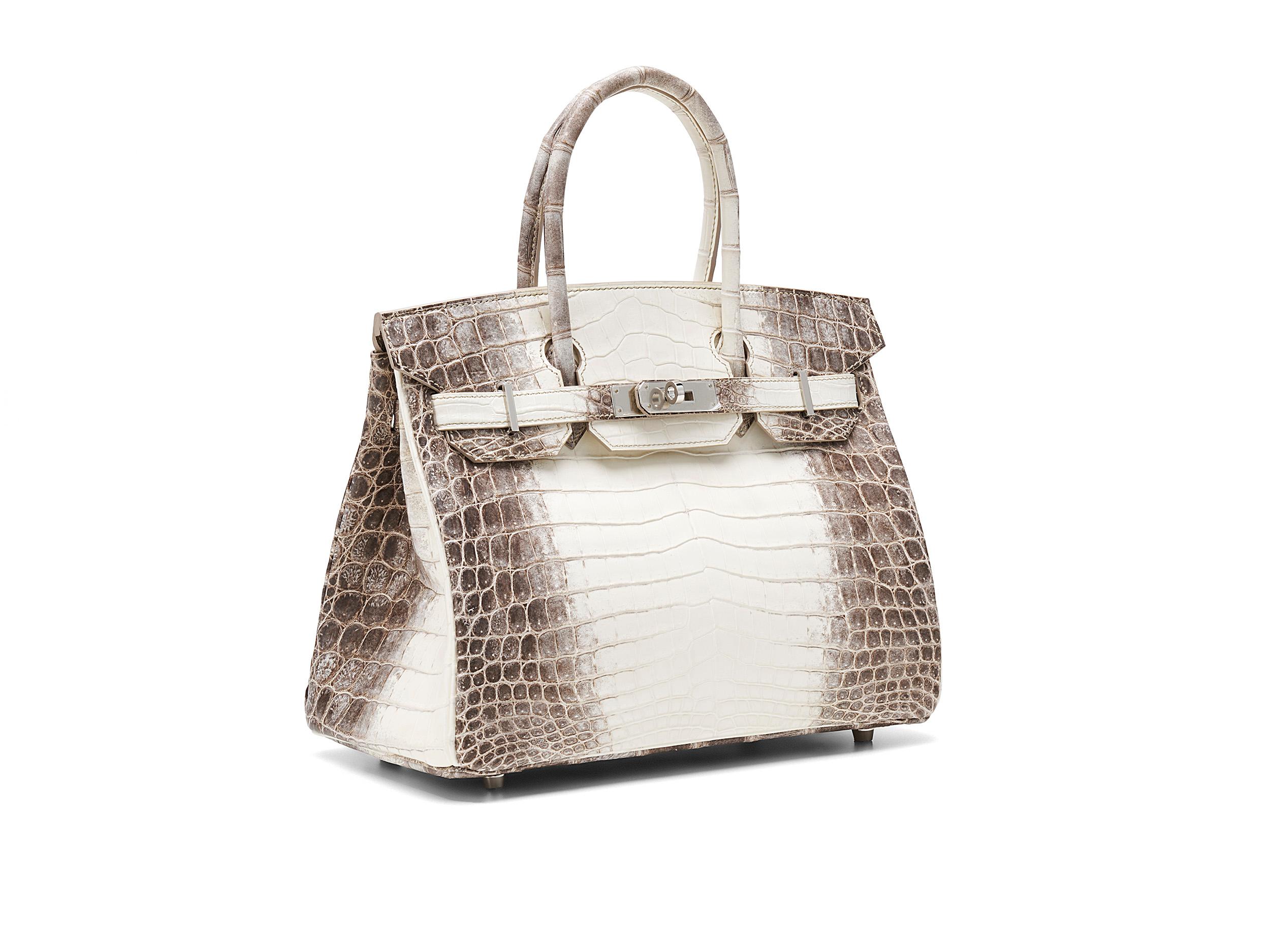 Hermès Birkin 30 Himalaya aus Krokodil-Niloticus-Leder mit Palladiumbeschlägen. Die Tasche ist ungetragen und kommt als komplettes Set einschließlich der Quittung und Cites.  
Stempel Y (2020) 