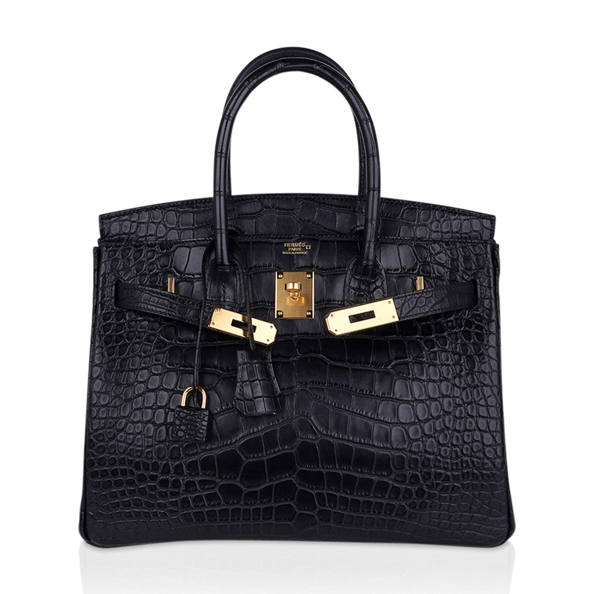 Hermes Birkin 30 Matte Alligator Black Bag Gold Hardware In New Condition In Miami, FL