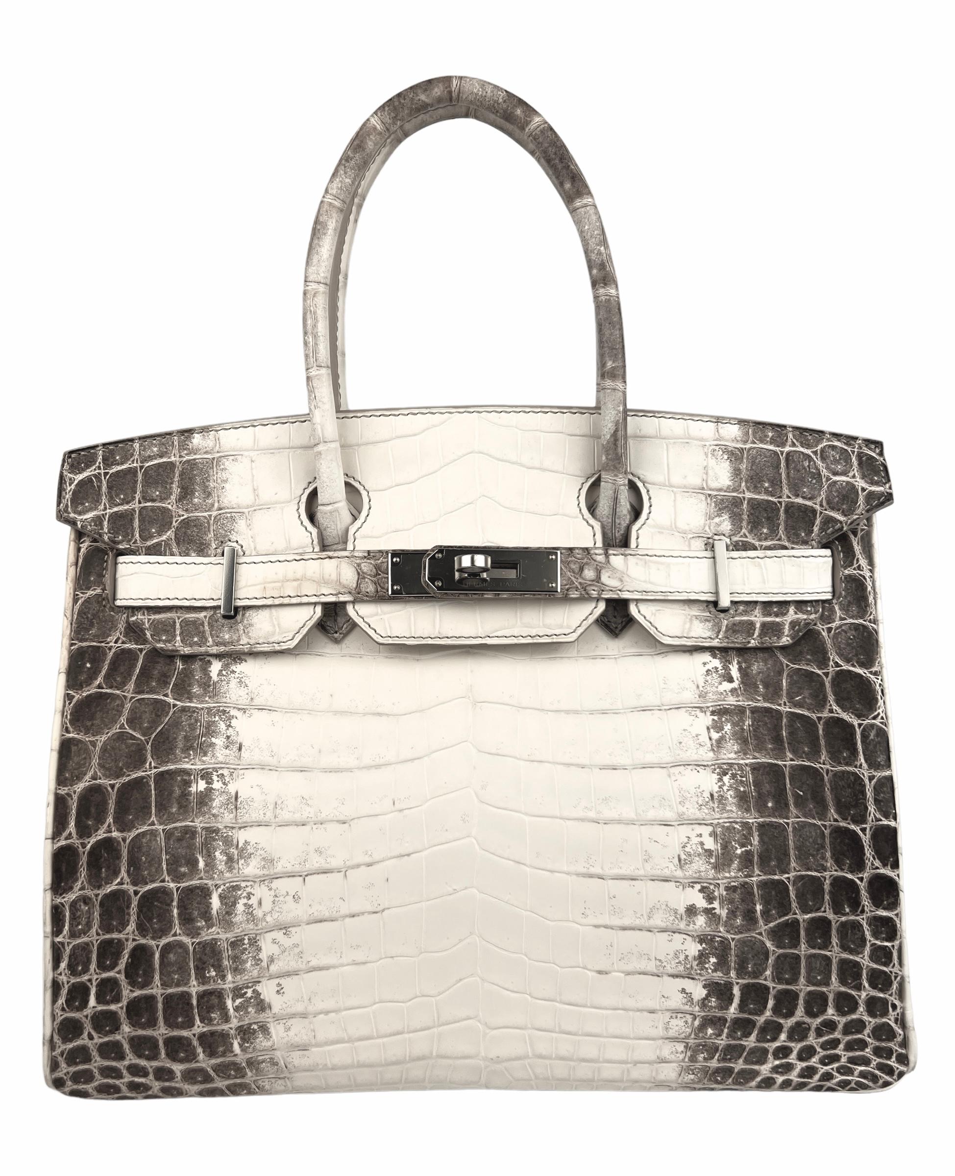 Le sac à main le plus difficile à obtenir et le plus rare du monde est en vente ! Hermes Birkin 30 Matte White Himalayan Niloticus Crocodile Palladium Hardware. Comme neuf, 2018 Timbre C. Tous les accessoires et la boîte sont inclus.

Achetez en