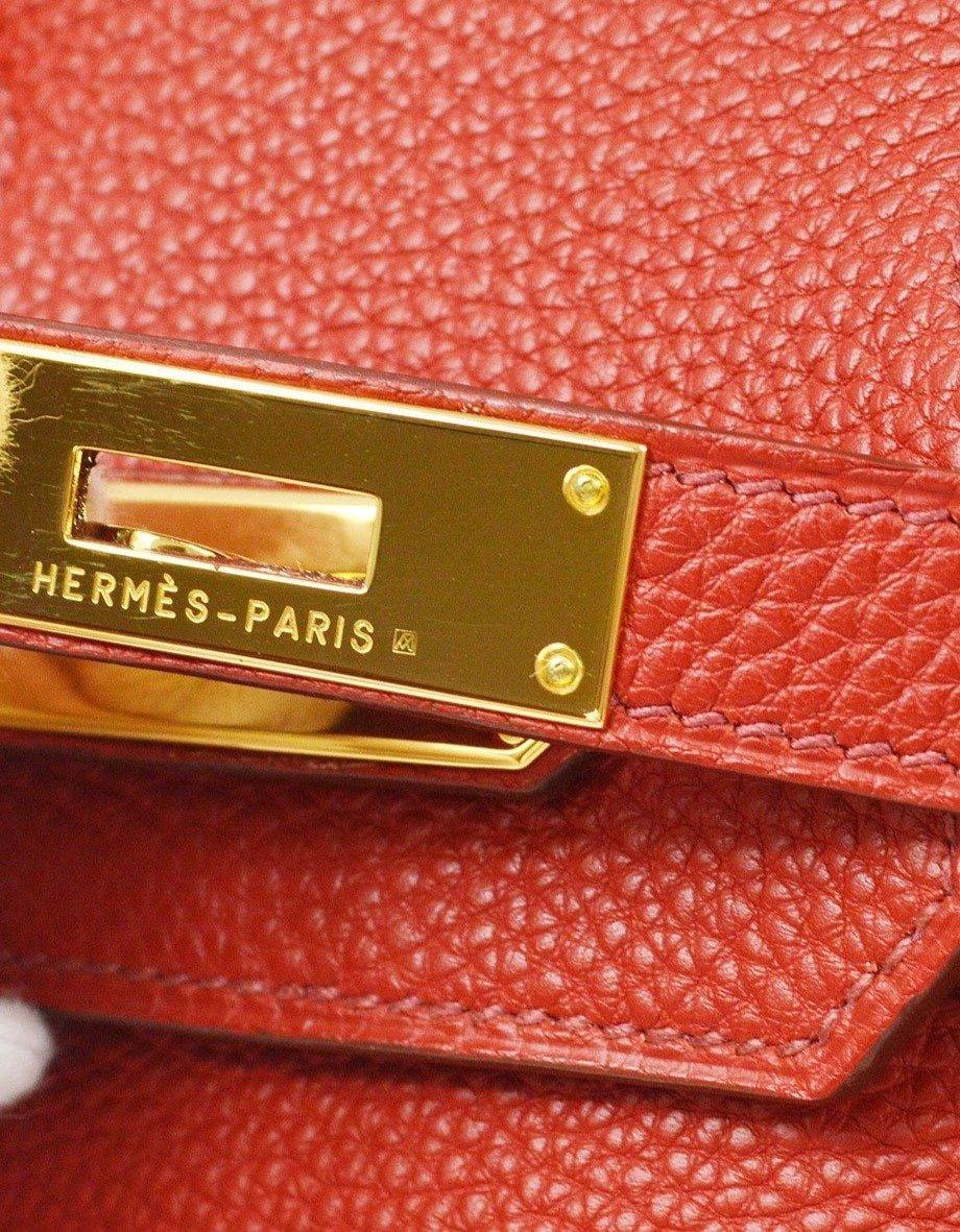 Pre-Owned Vintage Condition
From 2006 Collection
Rouge Garance
Veau Crispe Togo Leather
Gold Tone Hardware
Leather Lining
W 11.8 x H 8.7 x D 5.9 