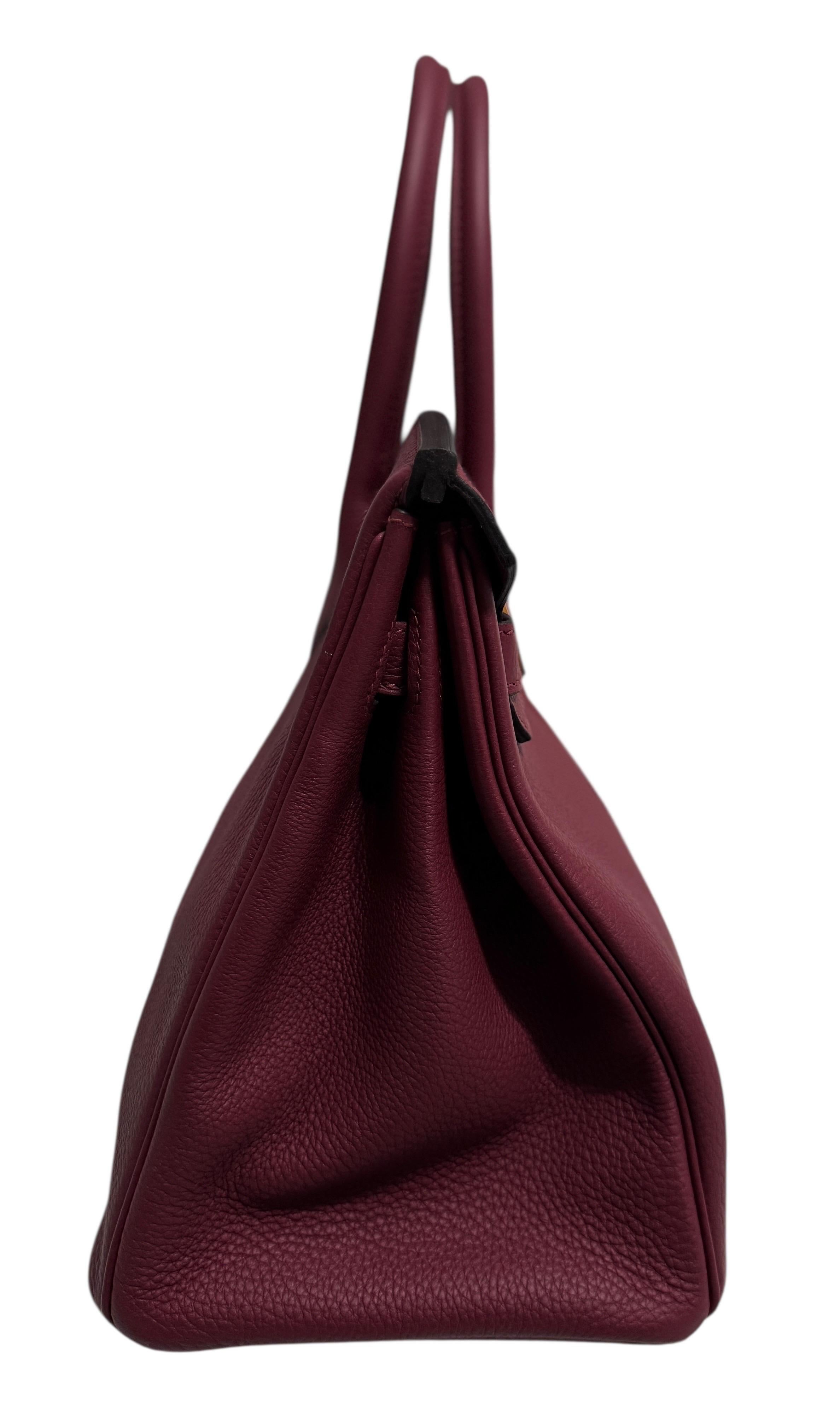 Hermes Birkin 30 Piel de Togo Rouge Grenat Complementada con Herrajes Dorados . en Bueno estado para la venta en Miami, FL