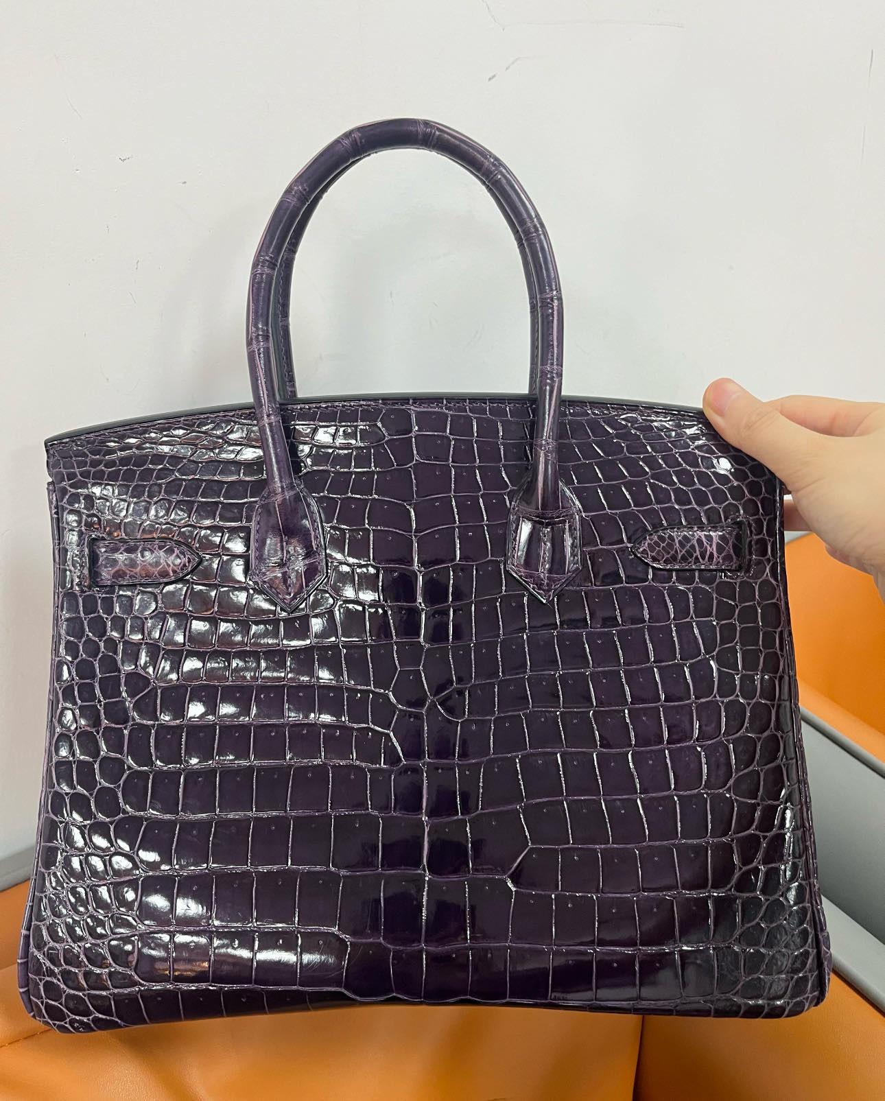 Hermes Birkin 30 Shiny Porosus Purple Amethyst Crocodile Bag with Diamonds For Sale 1