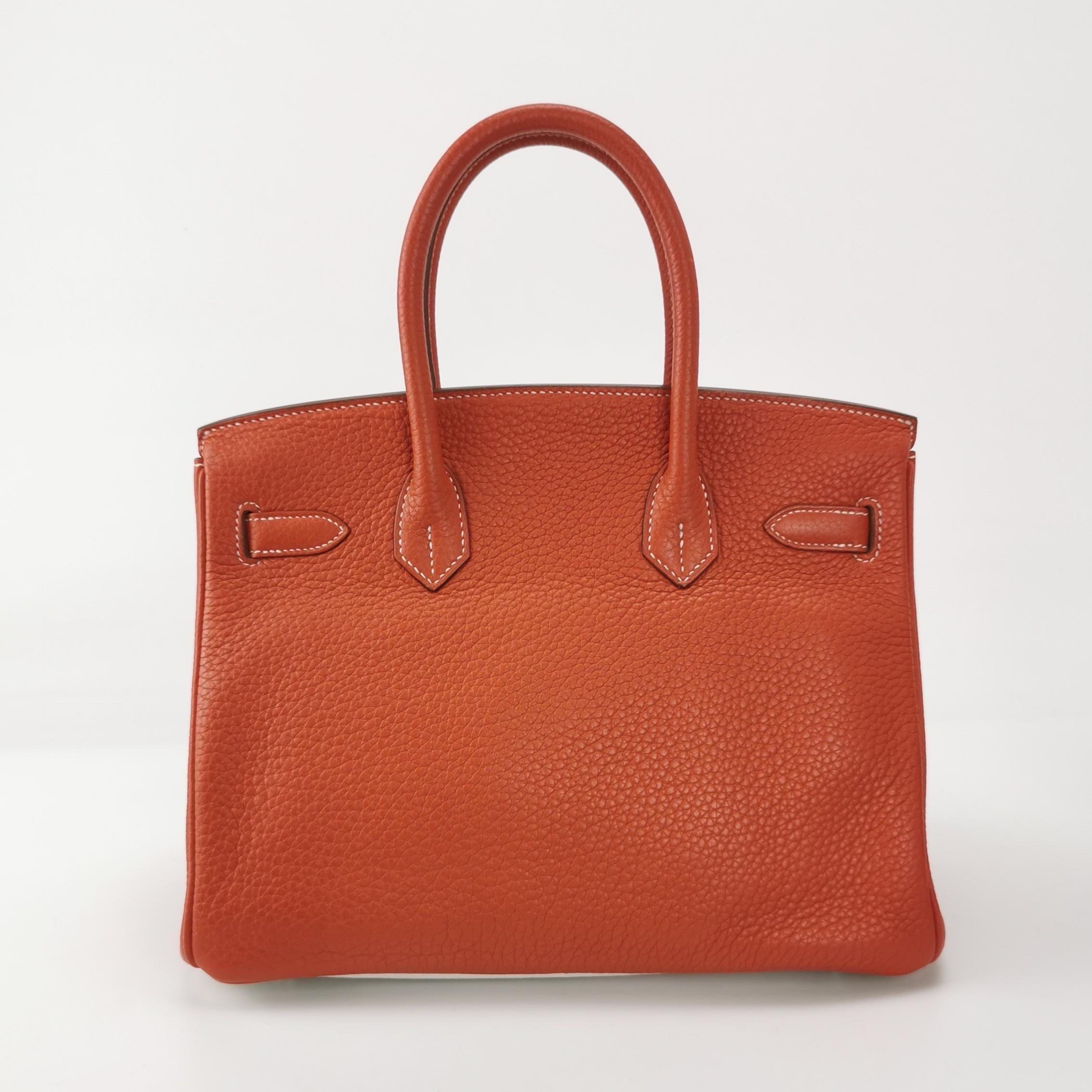 Hermes Birkin 30 Togo Leather Orange 9M Sanguine and White Palledium Hardware 20 In Excellent Condition In AUBERVILLIERS, FR