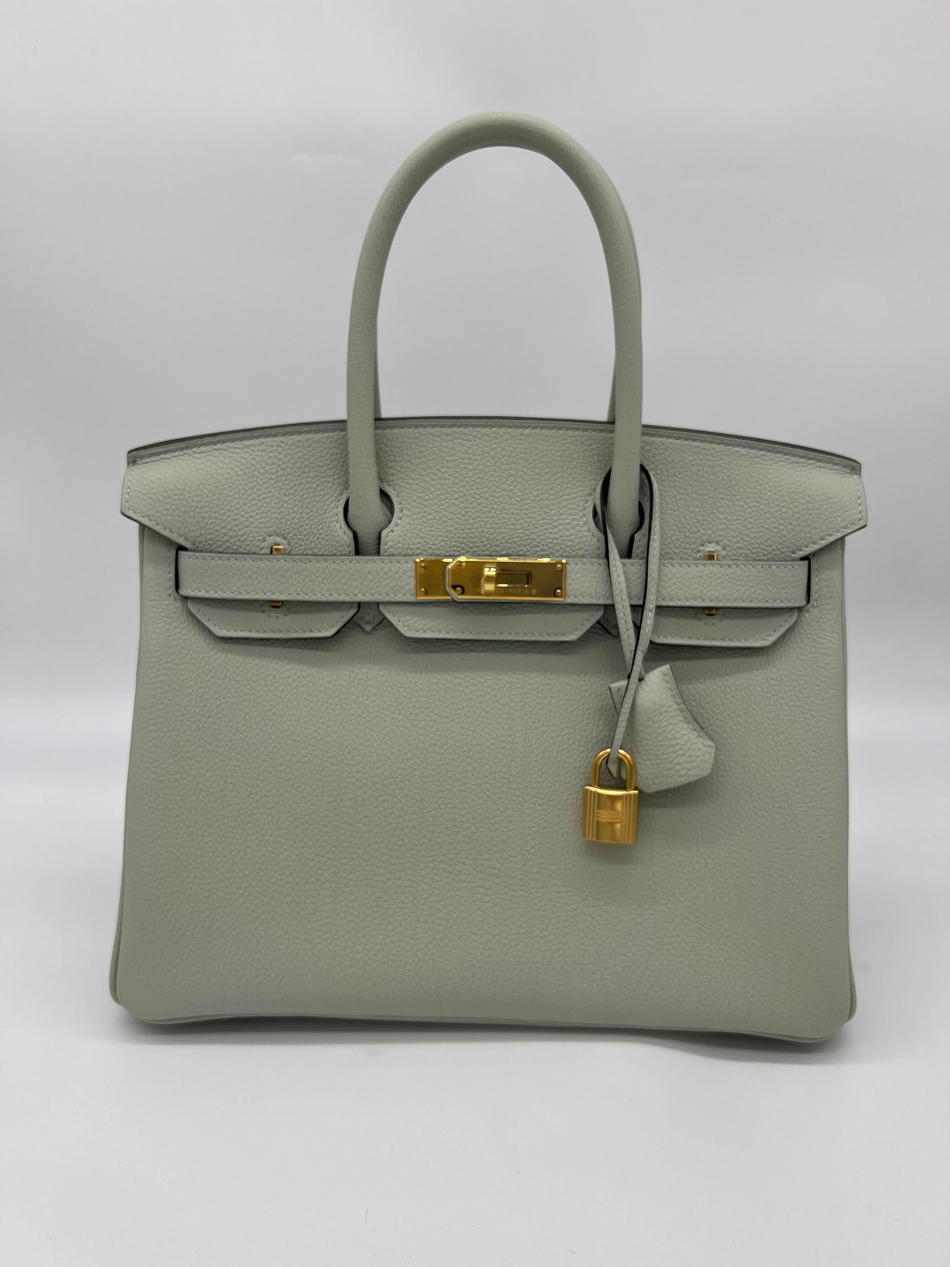 Hermes Birkin 30 Veau Togo Leather Gris Neve Gold Hardware

Condition: New
Material: Togo Leather
Measurements: 30cm x 23.5cm x 16cm
Hardware: Gold Hardware

*Comes with full original packaging.
*Full plastic on hardware.