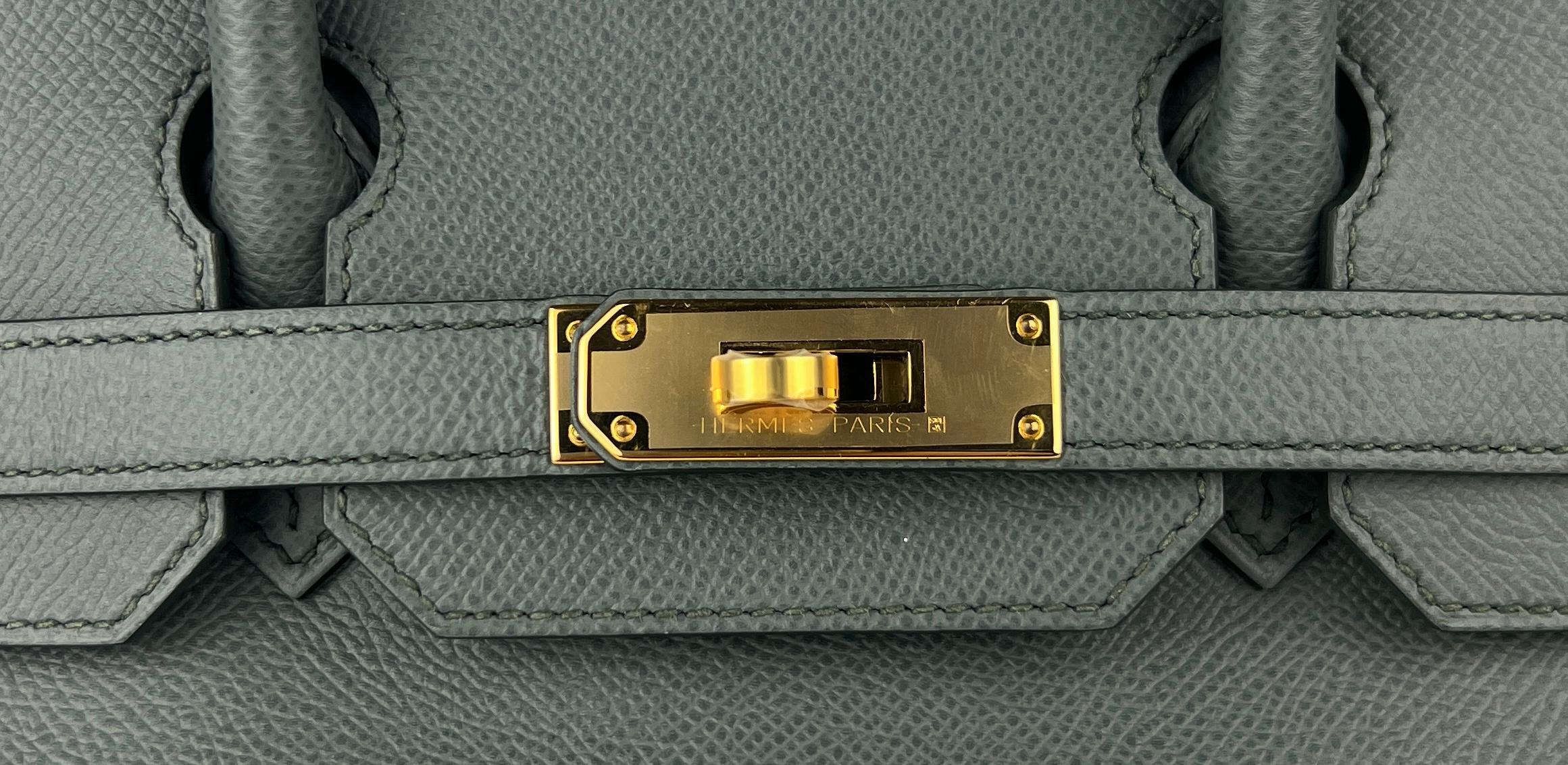 Hermes Birkin 30 Vert Amande Epsom Leder Gold Hardware Grün Grau 2021 für Damen oder Herren im Angebot
