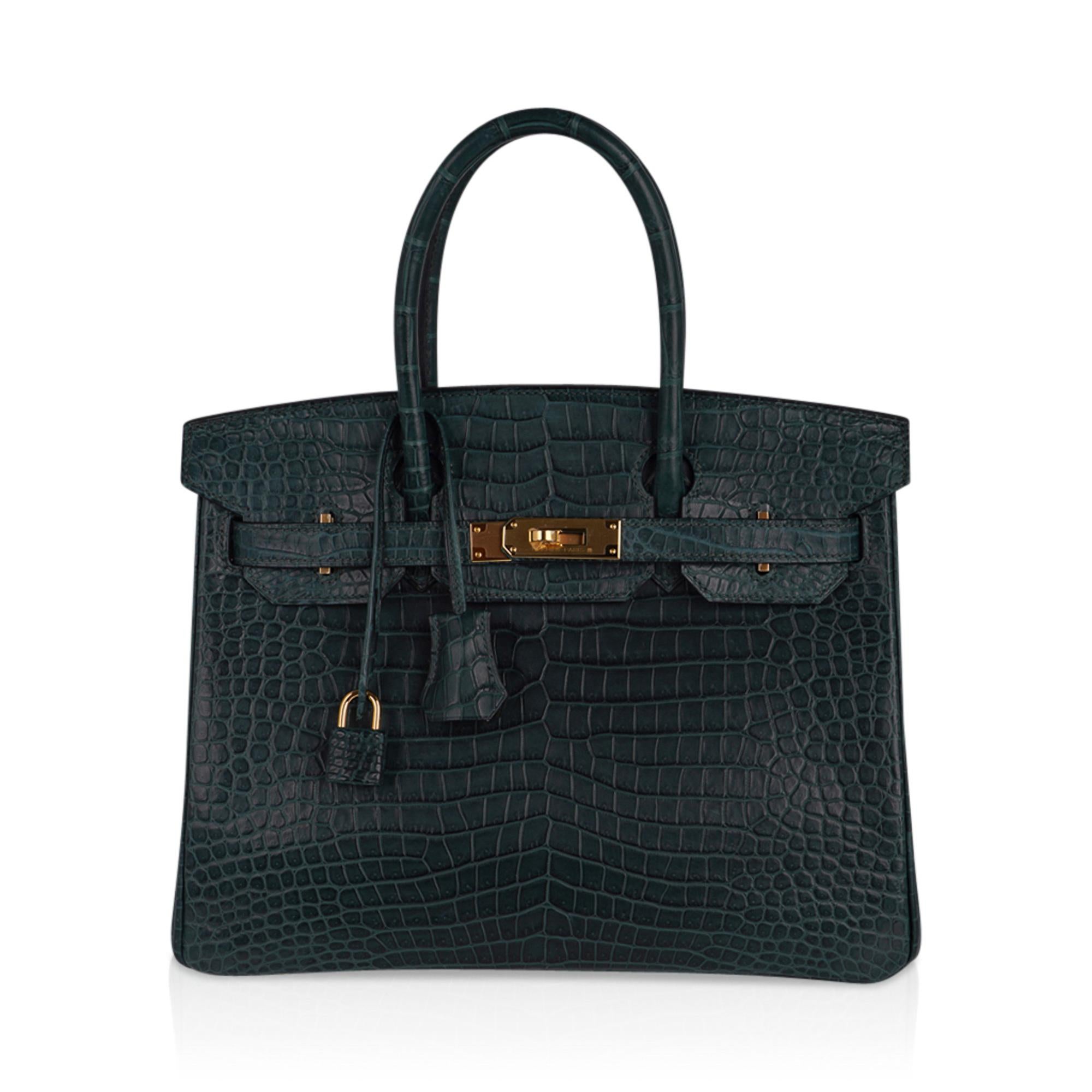 Hermes Birkin 30 Vert Fonce Matte Porosus Krokodil Tasche Gold Hardware im Angebot 4