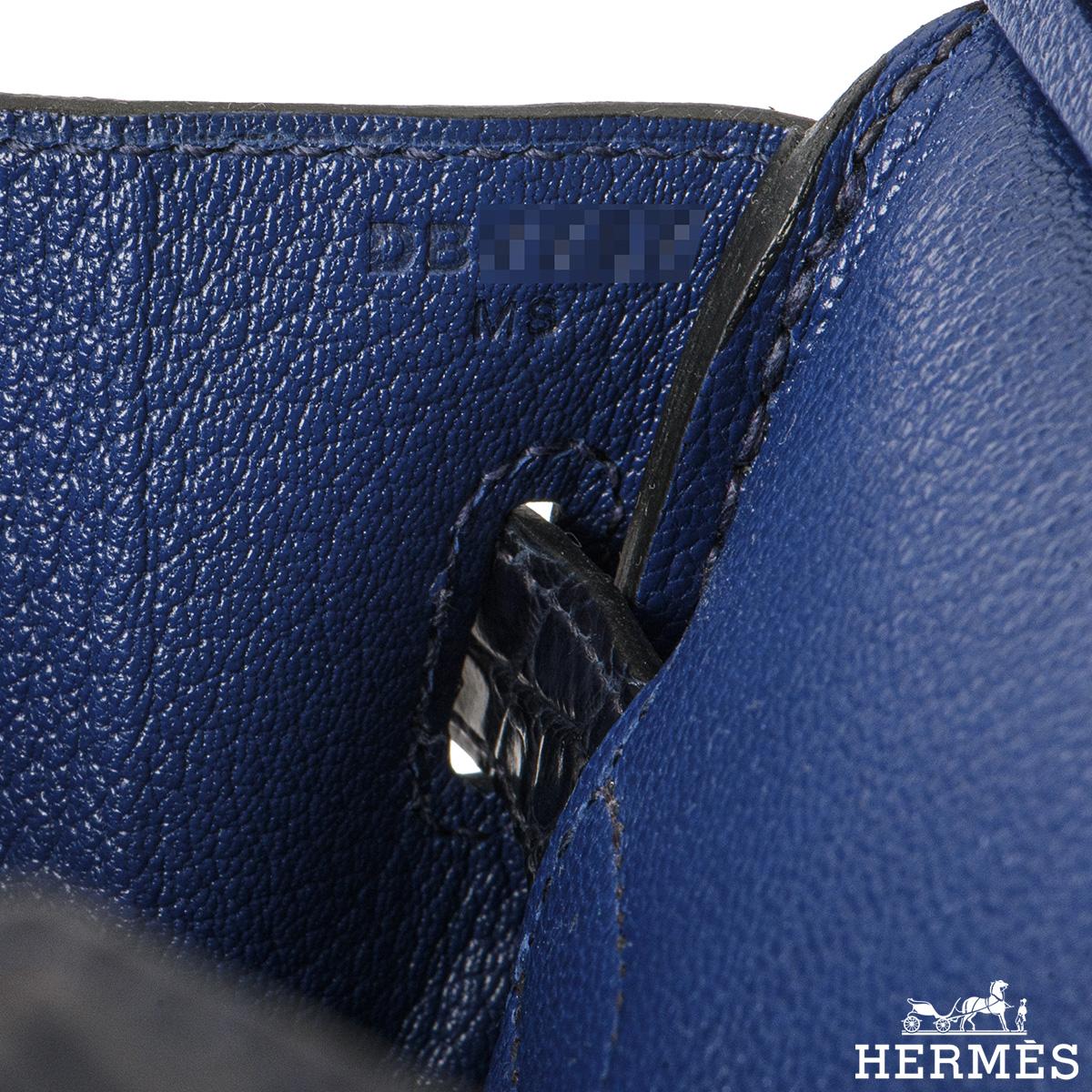 Hermès Birkin Touch 30cm Bleu Saphir/Bleu Marine Alligator/Novillo RGHW In New Condition In London, GB