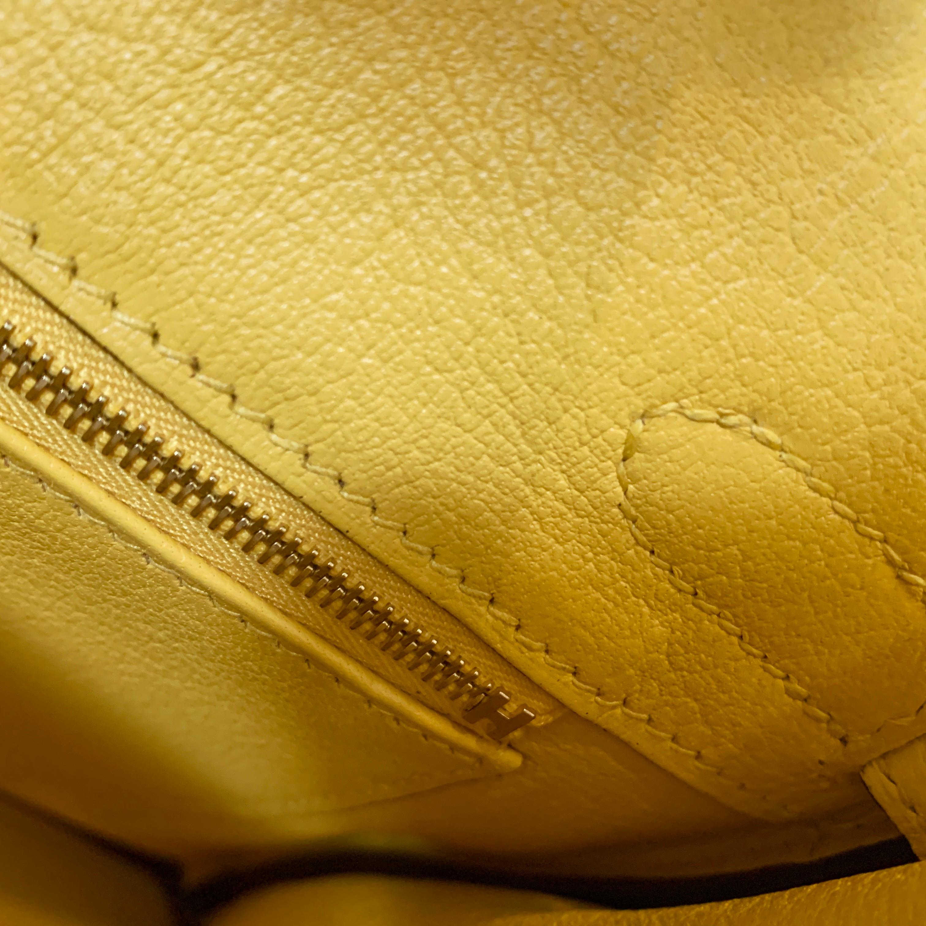 Hermes Birkin 30cm Jaune de Naples Yellow Taurillon Novillo In New Condition In West Chester, PA