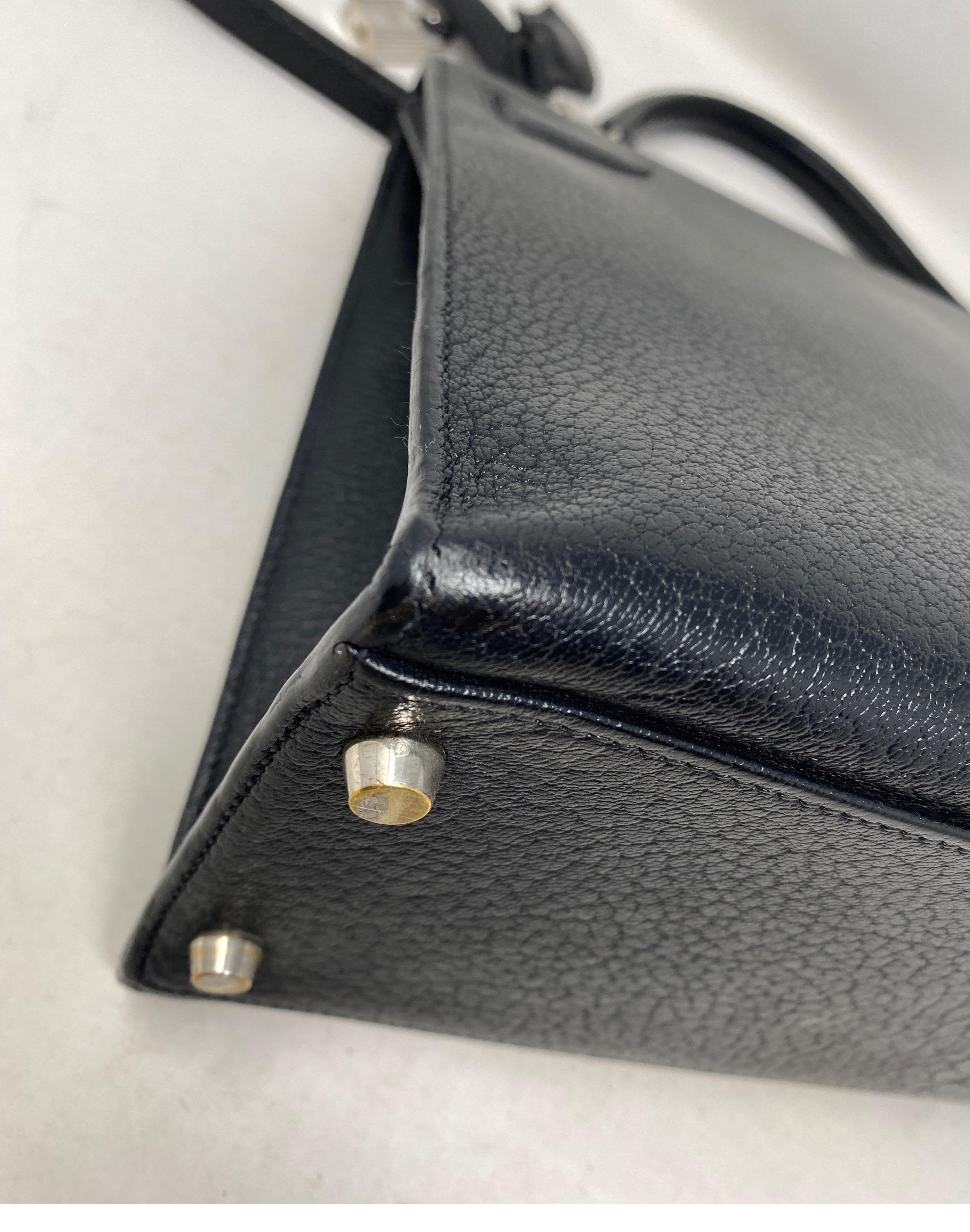 Hermès Kelly  32 Black Chèvre PHW 1