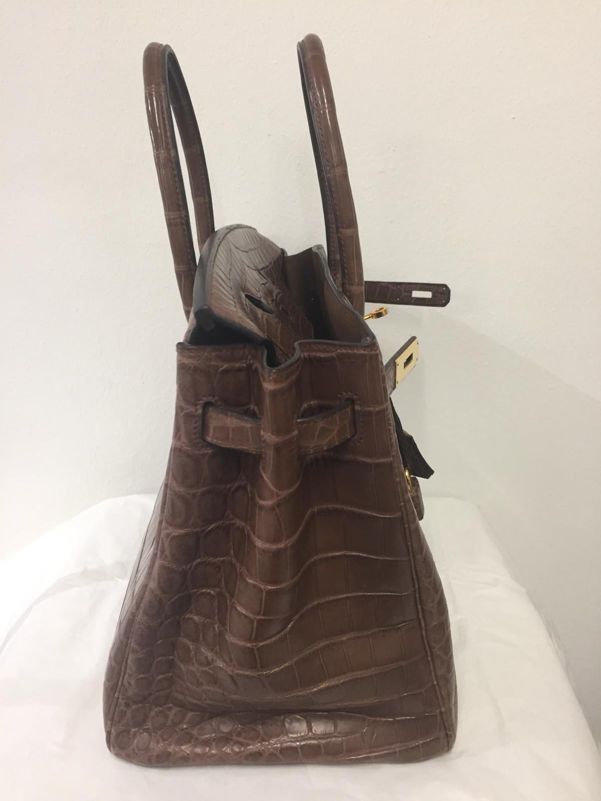 Hermes Birkin 35 Alligator, Brown color im Zustand „Hervorragend“ im Angebot in Lugano, CH