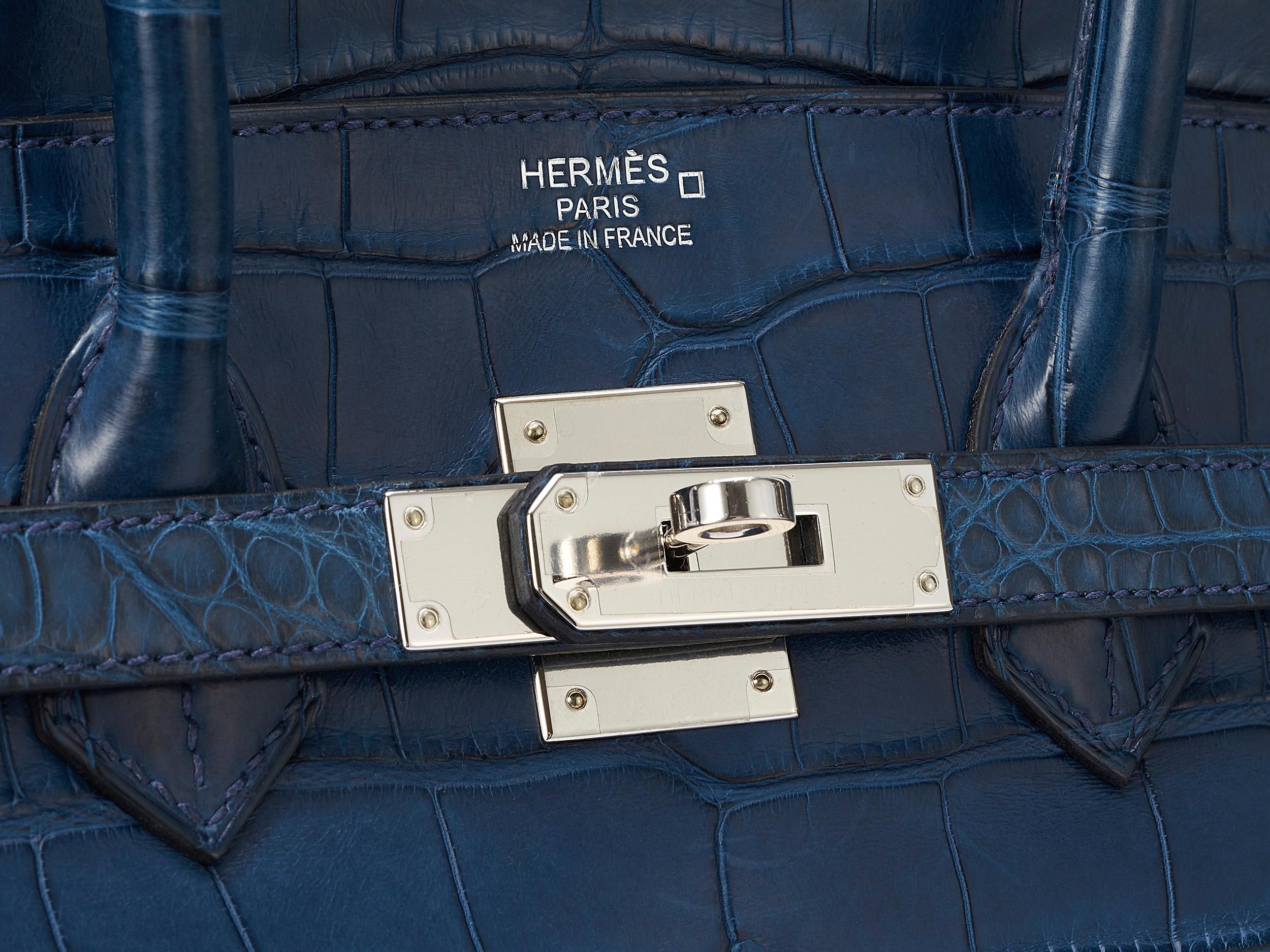 Hermès Birkin 35 Alligator Matte Bleu de Malte Palladium Hardware In Excellent Condition For Sale In Berlin, DE